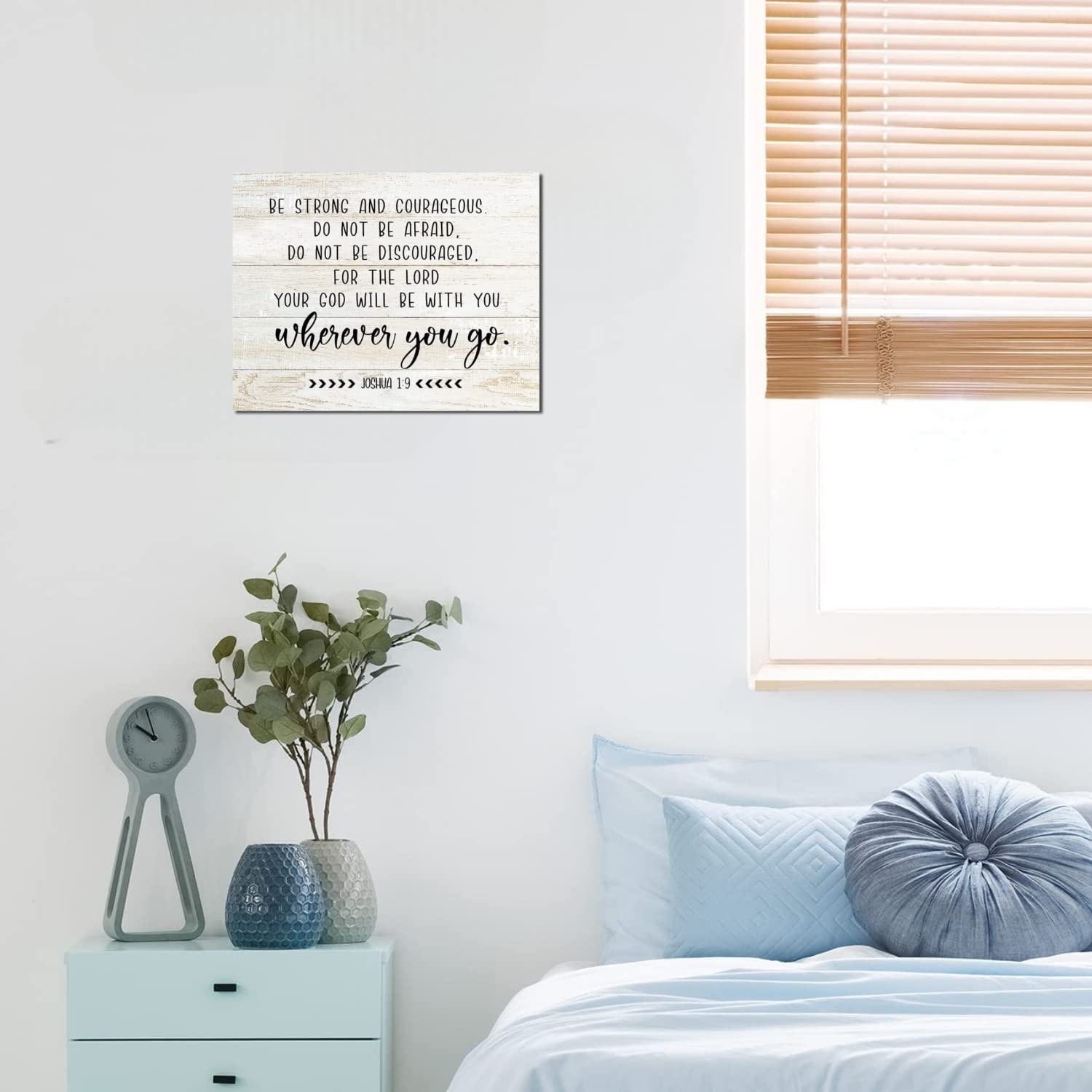Christian Wall Art - Joshua 1:9 Bible Verse Wooden Sign 'Be Strong and Courageous' (13.7x10.6 Inch) Inspirational Home Decor for Bedroom, Living Room, Office & Church