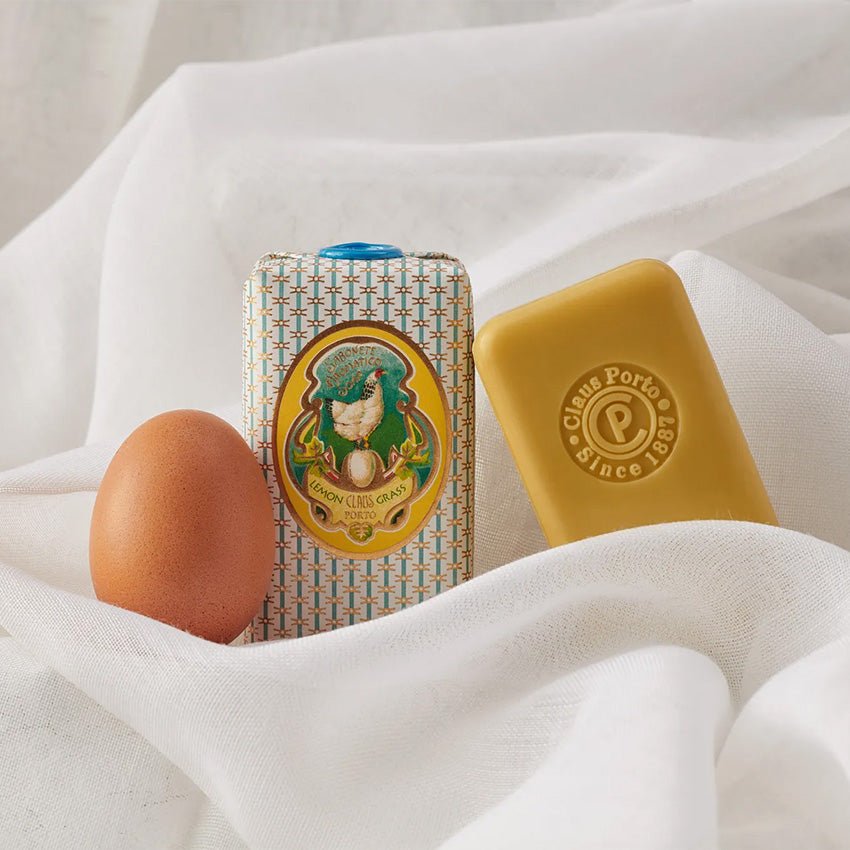 Claus Porto Classic Soap Bar - Chicken & Lemongrass Scent | Handmade Luxury Soap for Bath & Shower | Perfect for Spa Day, Gift Sets & Home Fragrance