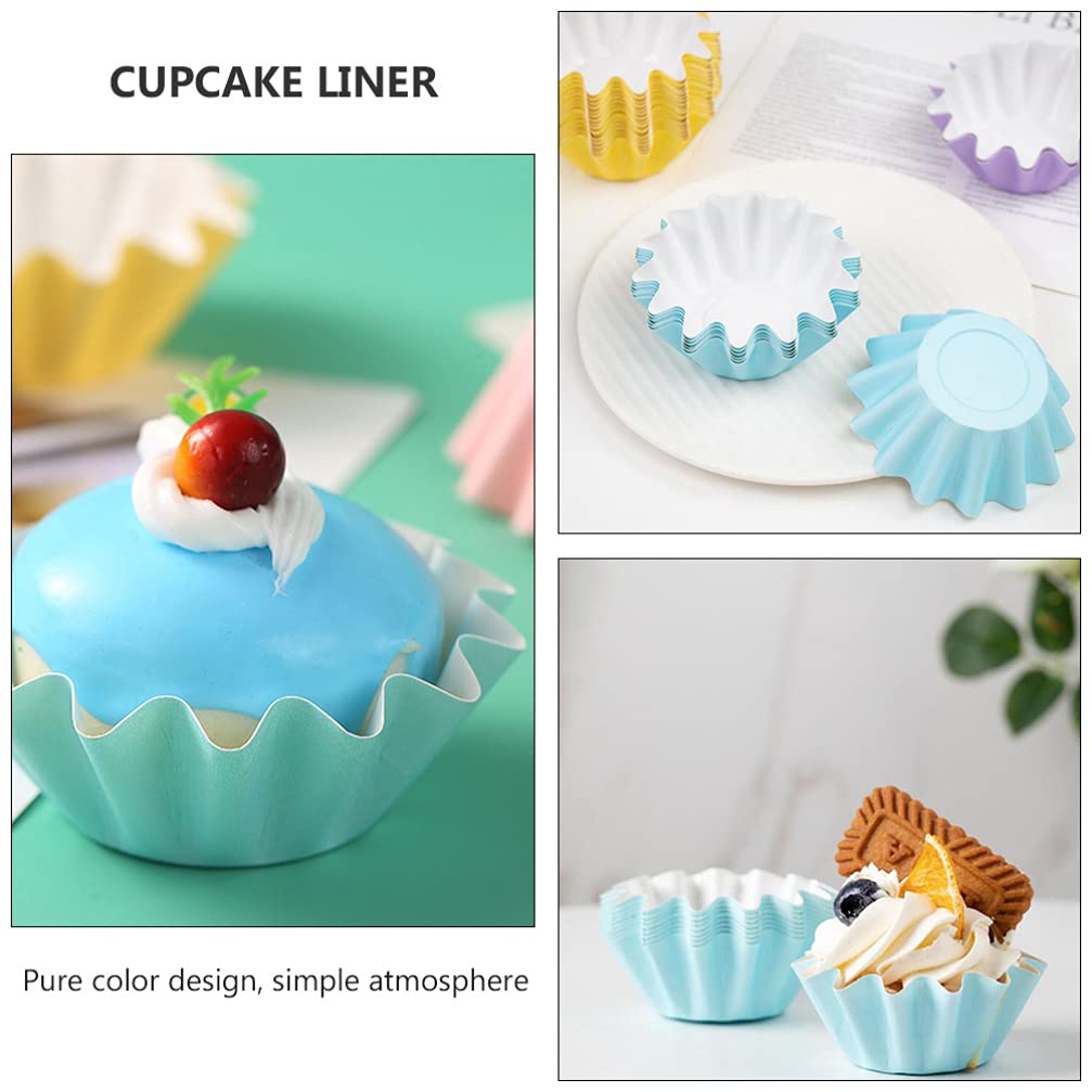 Hemoton 50pcs Christmas Cupcake Baking Cups - Disposable Muffin Liners, Mini Wedding Cake Cups, Baby Shower & Flower Cake Covers | Perfect for Holiday Baking, Party Decorations & Dessert Displays