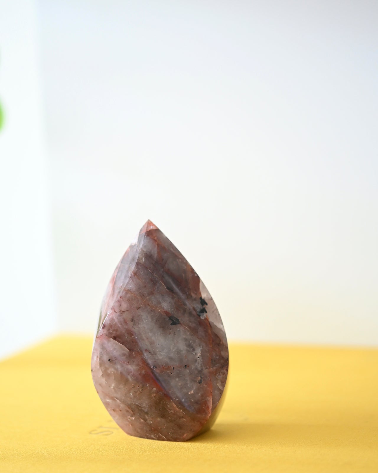 Natural Hematite Quartz Freeform Stone - Healing Crystal for Meditation, Energy Balancing & Home Decor - Perfect for Reiki, Yoga & Spiritual Practices