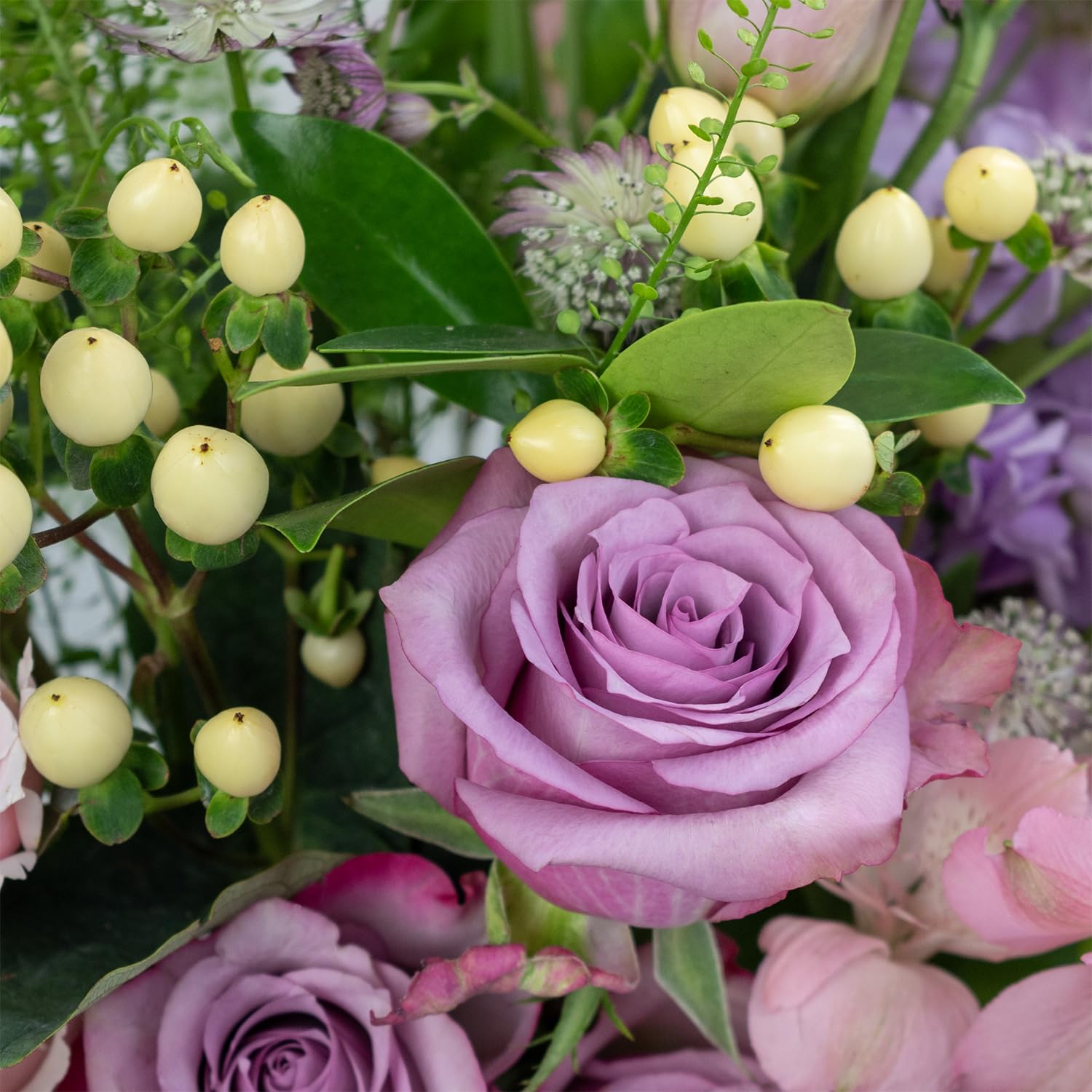 Premium Pink Rose and Lavender Mixed Fresh Flowers with Eucalyptus - Extra Large Bouquet for Home Decor, Wedding Centerpieces, and Special Occasions
