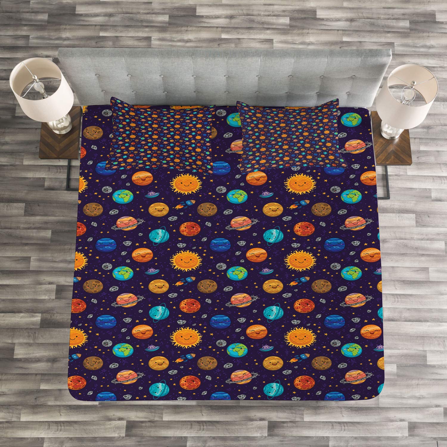 Ambesonne Space Themed King Size Bedspread Set - 3 Piece Comforter Cover & 2 Pillow Shams with Vibrant Planets (Sun, Mercury, Venus, Earth, Jupiter, Mars) and UFO Designs | Perfect for Kids' Room, Sci-Fi Decor, Astronomy Lovers & Space Themed Bedrooms
