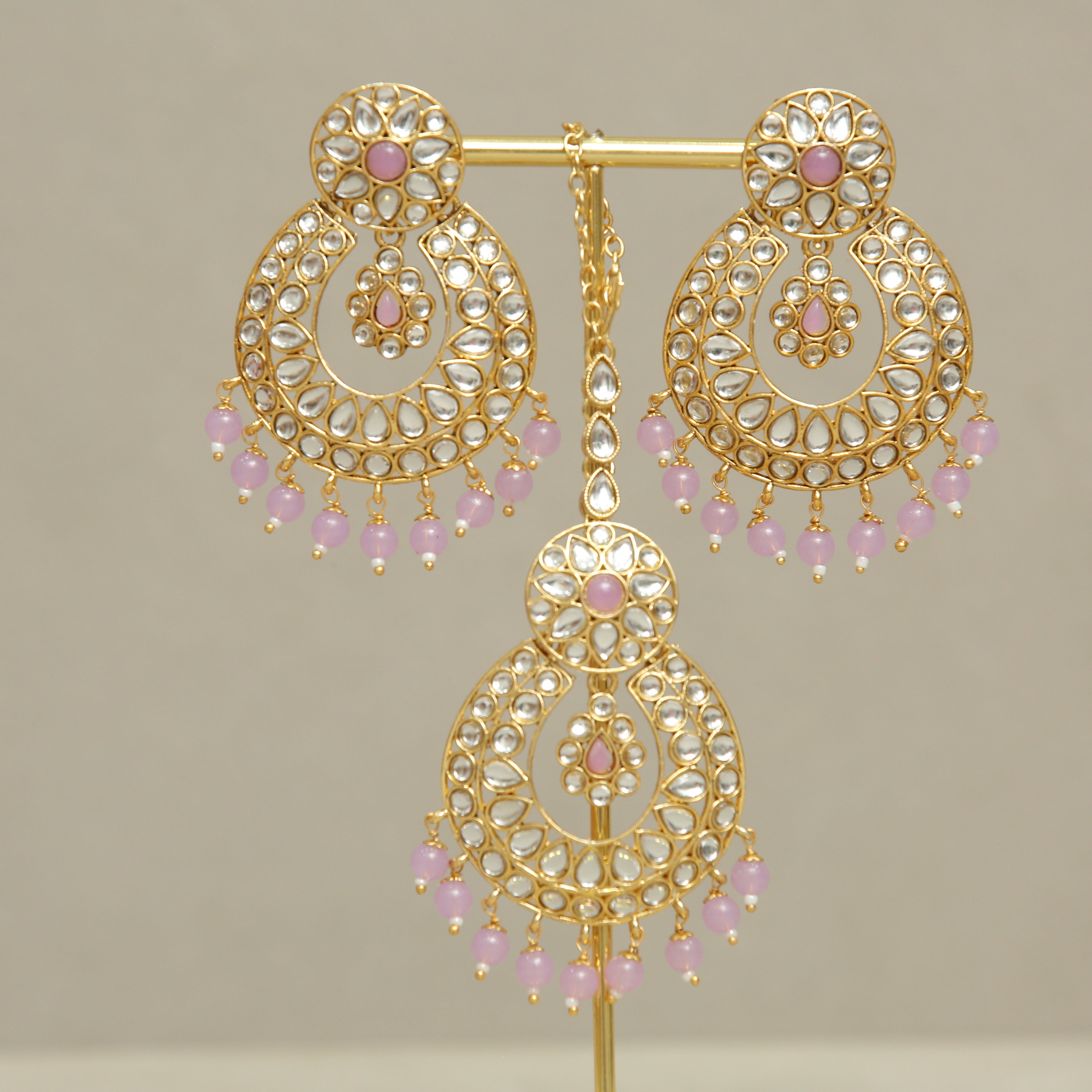 Exquisite Kundan Earrings and Tikka Set - Traditional Indian Jewelry for Women - Bridal, Wedding & Party Accessories