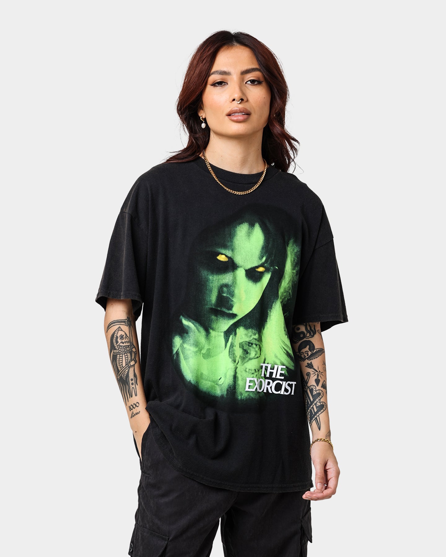 The Exorcist Face T-Shirt - Vintage Black Wash Horror Movie Tee for Halloween & Casual Wear