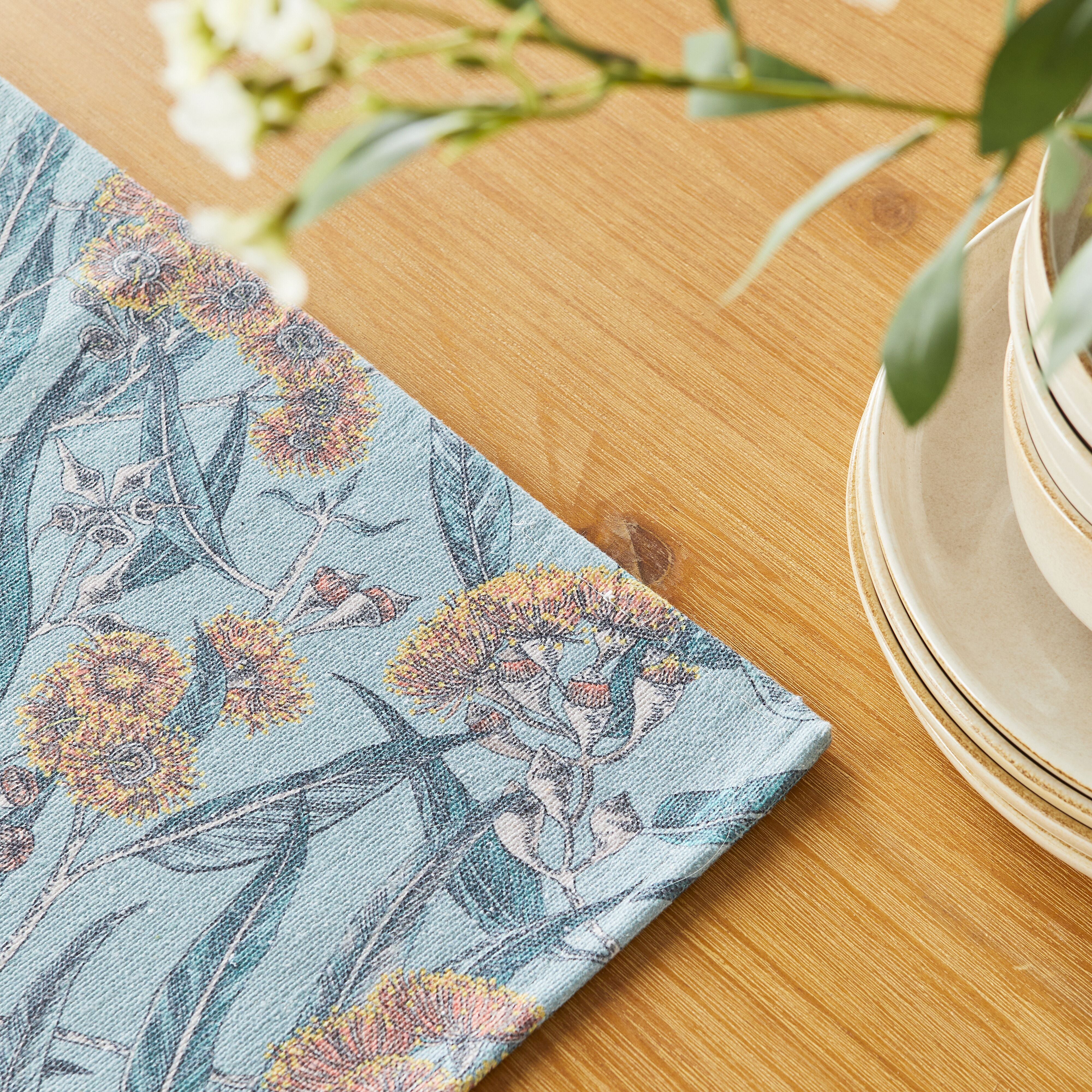 Premium Aruba Orange Gum Nut Placemat Set - 33x48cm Natural Fiber Table Mat for Dining, Kitchen, and Outdoor Use - Eco-Friendly and Durable Home Decor