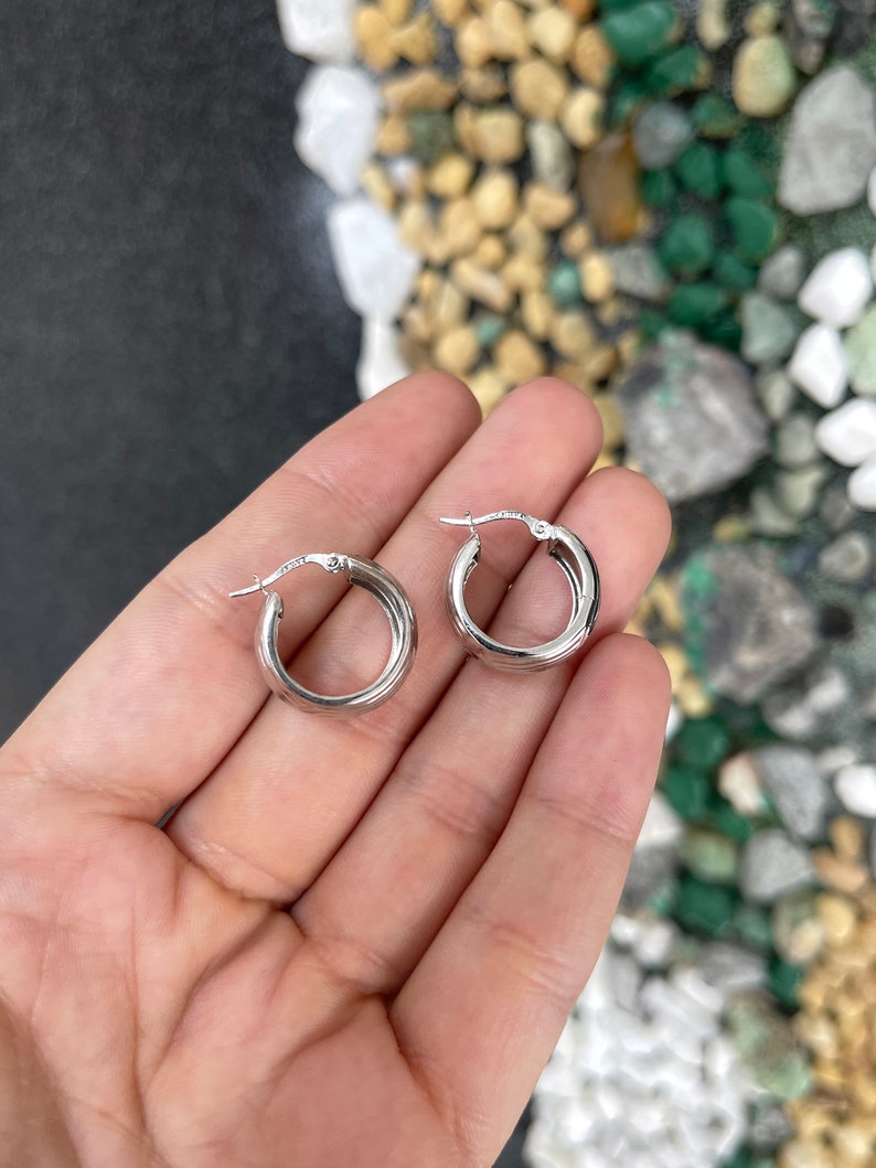 4.8 Grams 10mm Thick 18K White Gold Zig Zag V Vertical Stripe Lightweight Hoop Earrings for Women - Elegant Everyday Wear, Party & Special Occasion Jewelry Gift