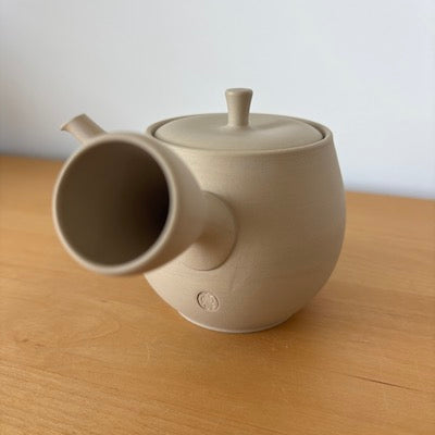 Premium Tokoname White Smoke Kyusu Teapot - Handcrafted Japanese Ceramic Round Teapot for Green Tea, Oolong & Herbal Tea Brewing - Perfect for Home, Office & Tea Ceremonies