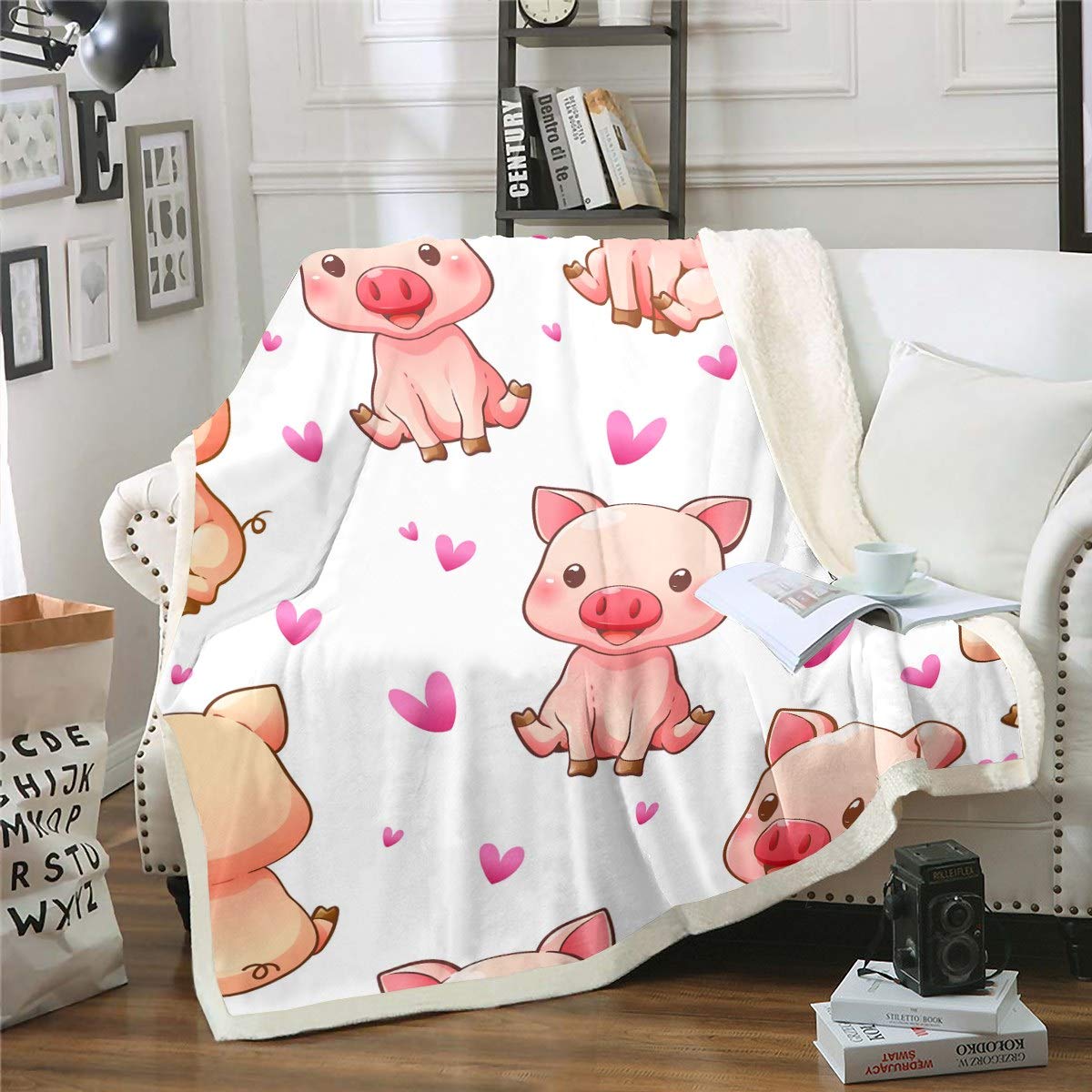 Cozy Pig Sherpa Fleece Throw Blanket - Cute Animal Print with Hearts, Soft Plush Blanket for Boys & Girls (90x90 Inch, Queen Size) - Perfect for Sofa, Bed, Couch & Winter Snuggling