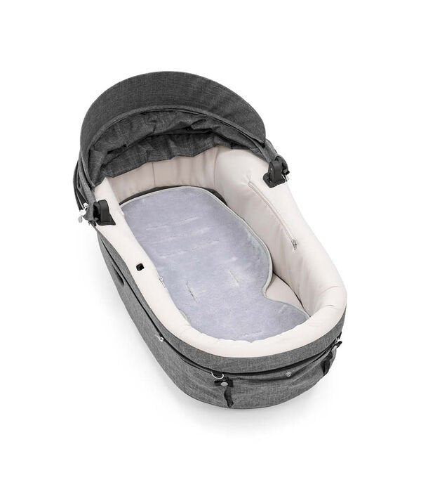 Stokke Premium All-Weather Stroller Insert - Cozy & Waterproof Baby Carrier Liner for Year-Round Comfort (Ideal for Rain, Snow & Cold Weather Protection)
