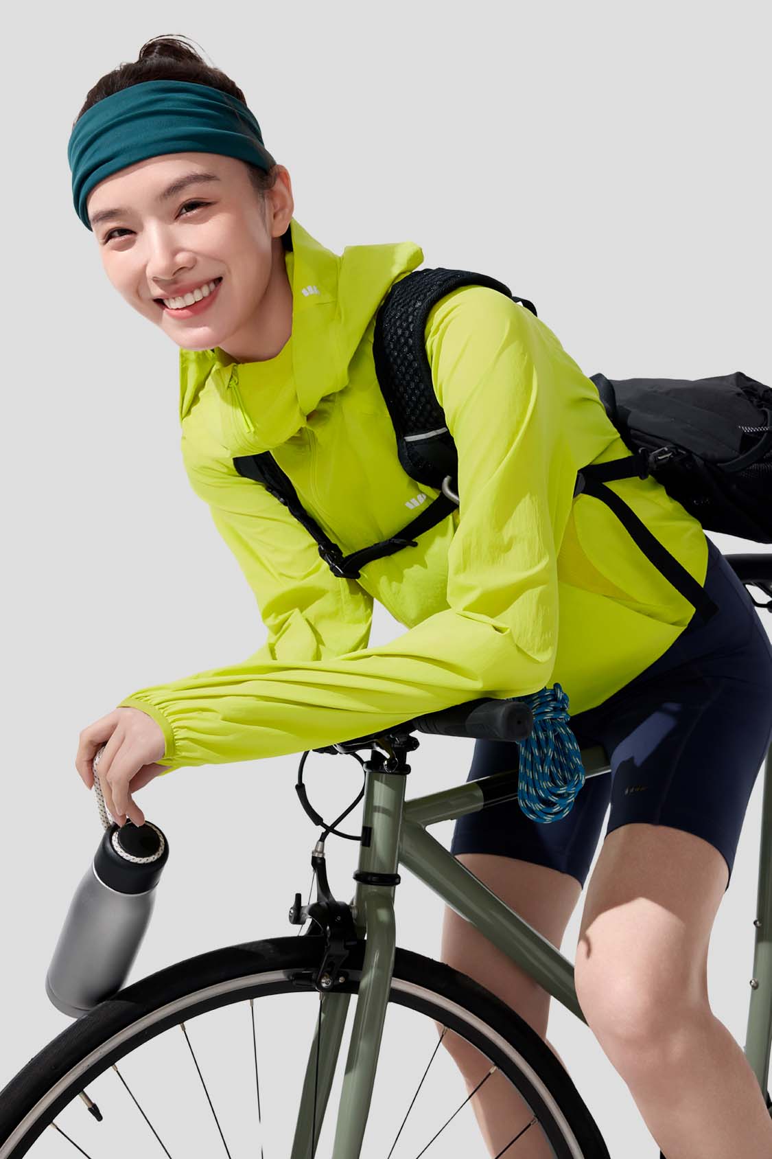 Drift Women's Lightweight Water Repellent Jacket UPF 100+ Sun Protection - Perfect for Hiking, Travel & Outdoor Activities