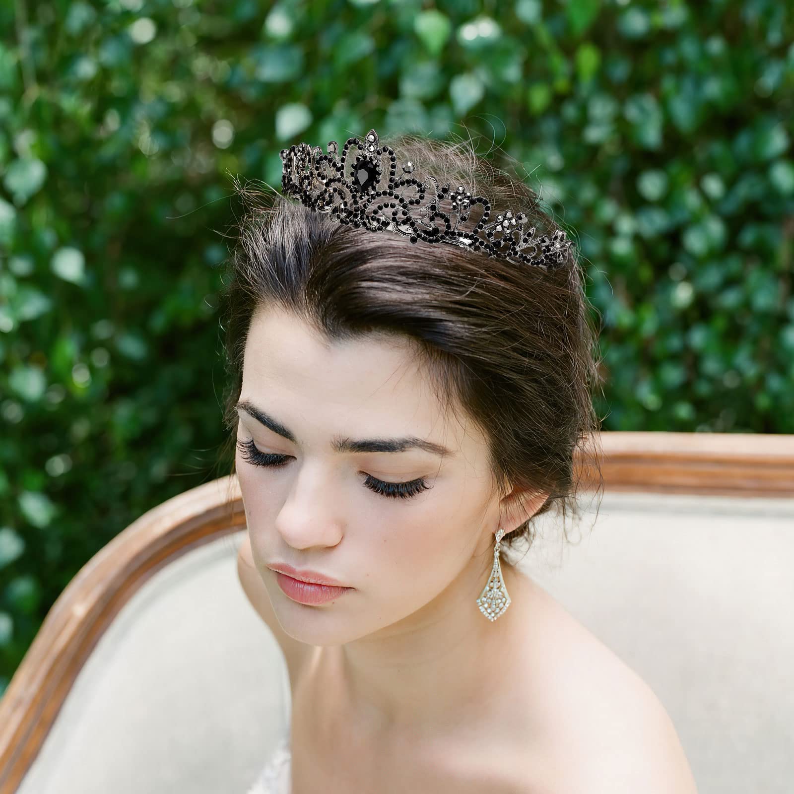 Makone Crystal Black Queen Crown Tiara with Comb Headband for Women & Girls - Elegant Princess Hair Accessories for Wedding, Birthday, Halloween Costume & Cosplay (16 Black) | Perfect for Bridal Parties, Pageants, and Fantasy Dress-Up