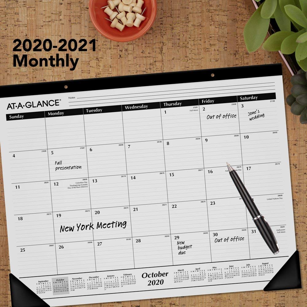 AT-A-GLANCE 2020-2021 Academic Monthly Desk Calendar - 21.75