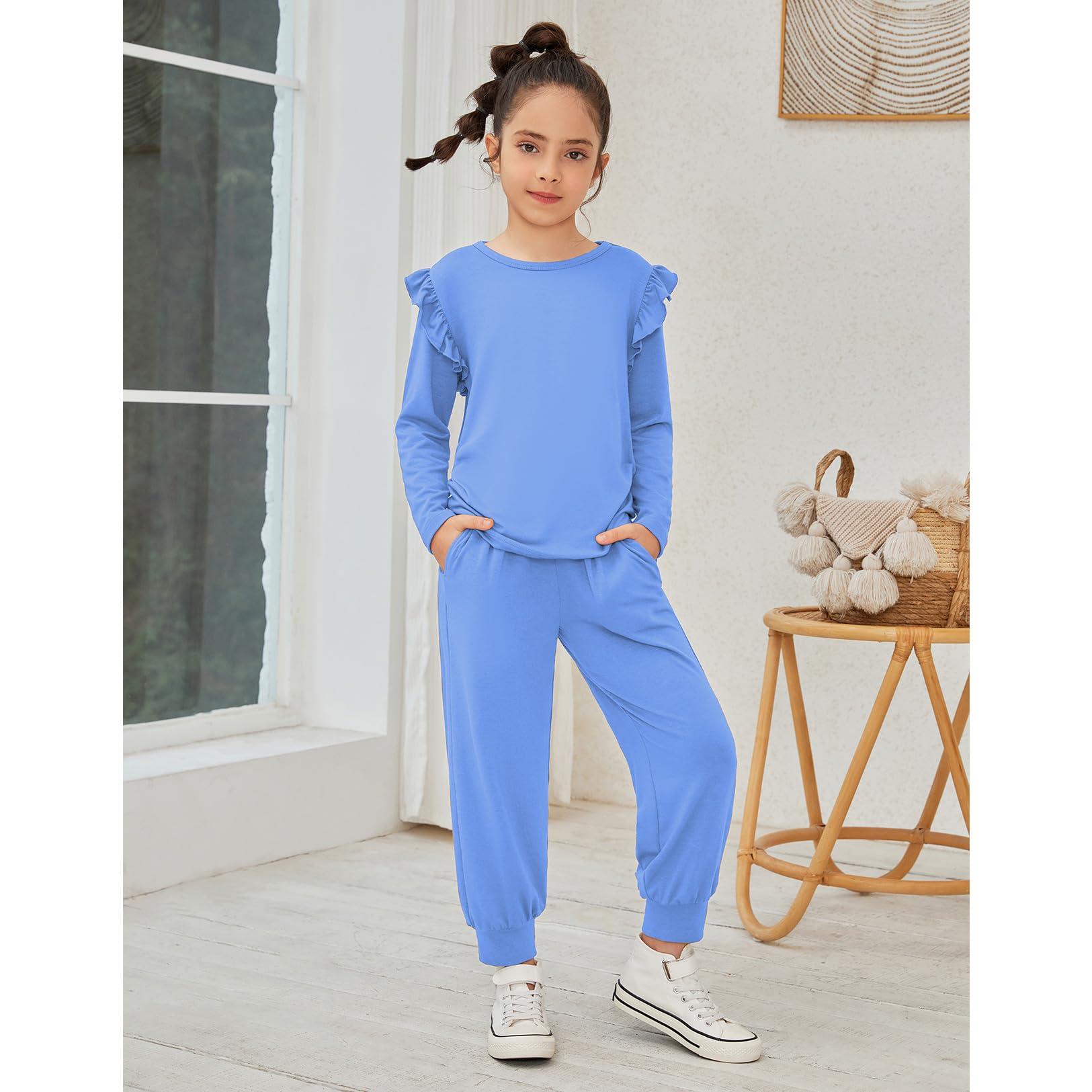 QPANCY Girls 2-Piece Tracksuit Set - Stylish Ruffle Pullover Sweatshirt & Comfortable Sweatpants for Kids | Perfect for School, Playdates & Casual Outings