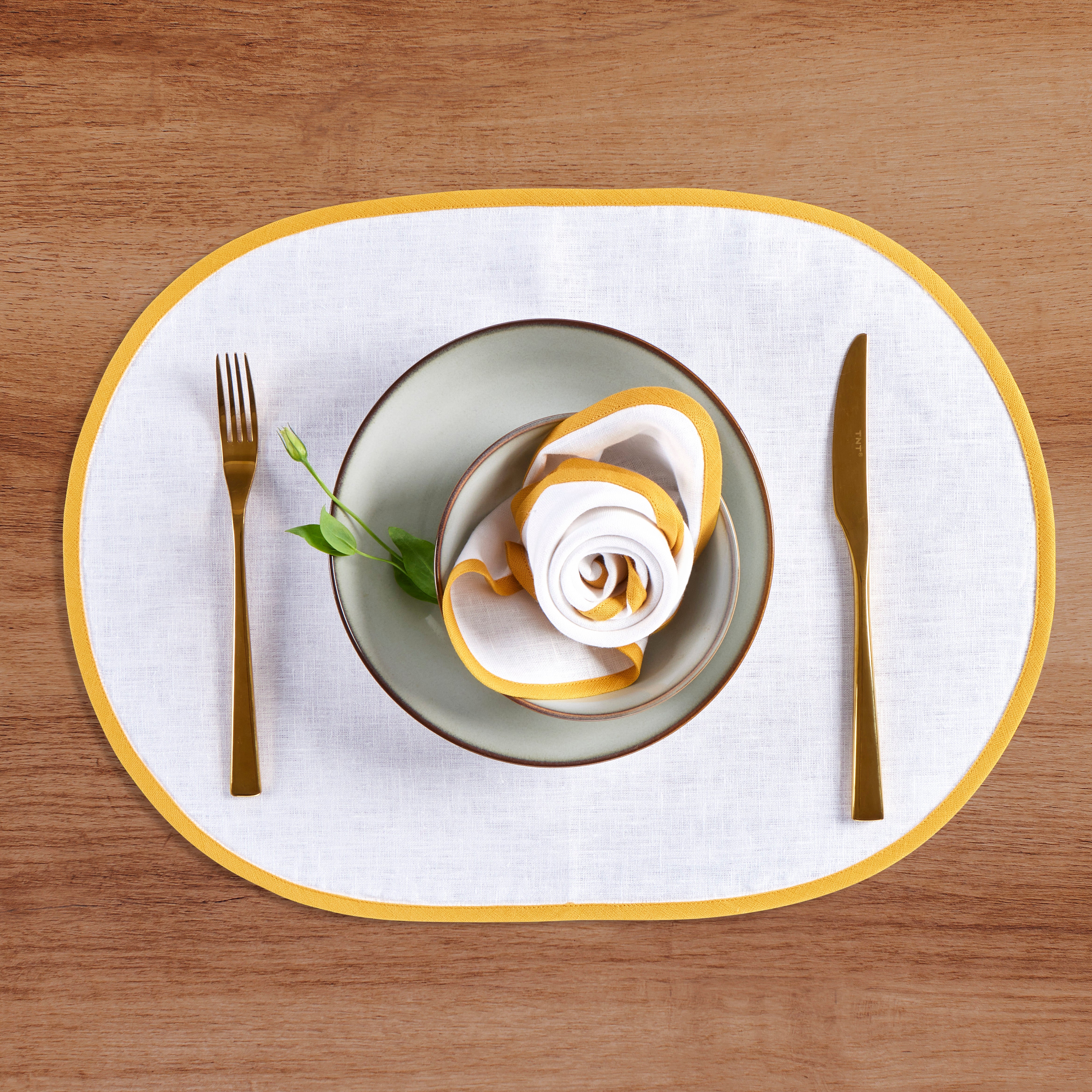 Chloe Oval Placemats Set of 4 - Elegant Table Mats for Dining Room, Kitchen, and Party Decor - Perfect for Thanksgiving, Christmas, and Everyday Use