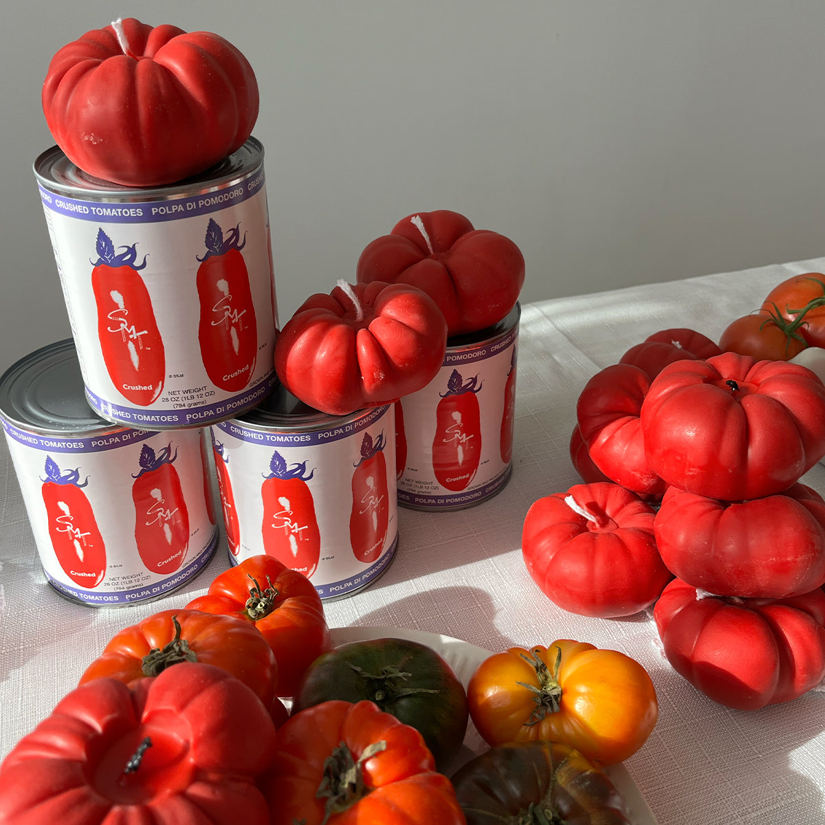 Heirloom Tomato Scented Soy Candle - Red, Hand-Poured, Natural Wax, Long-Lasting Fragrance for Home, Kitchen, Bathroom & Relaxation