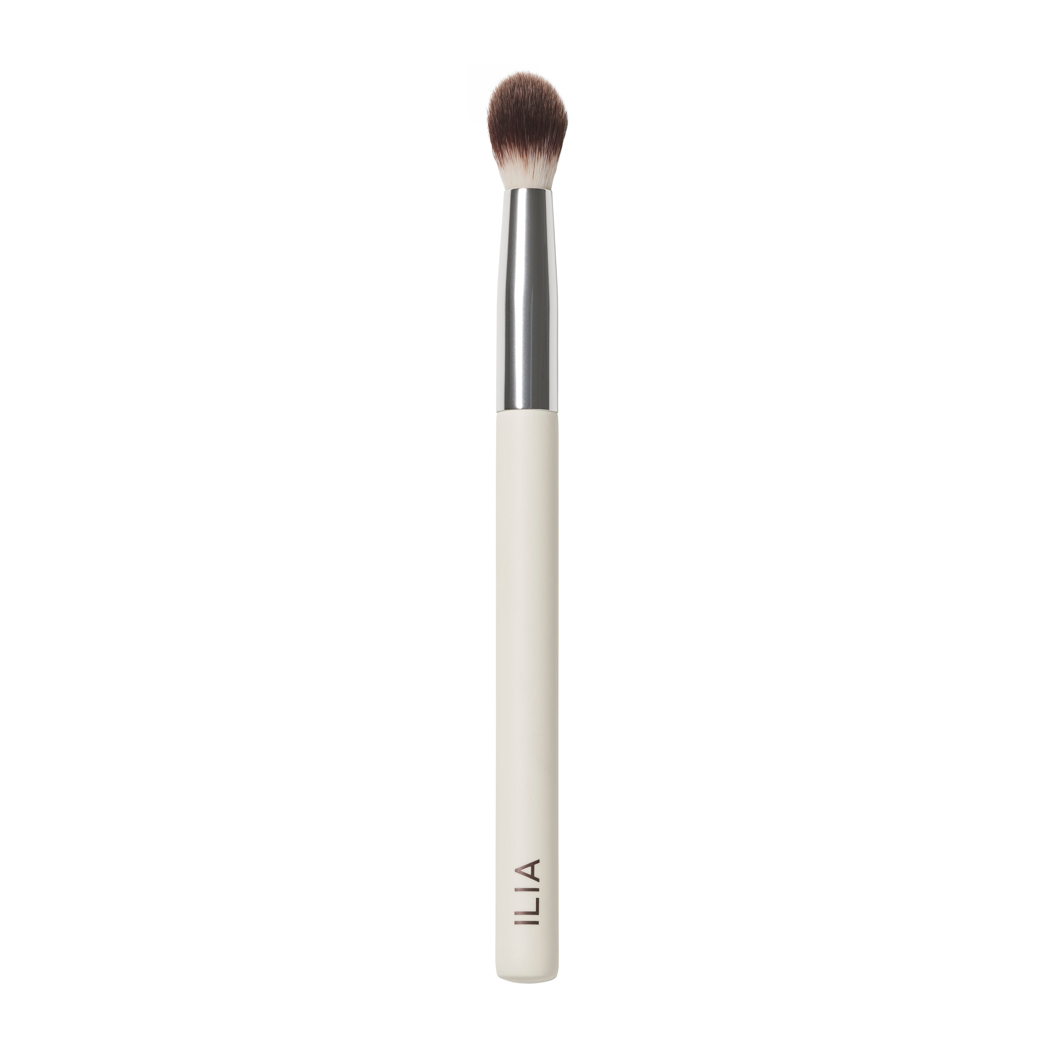 ilia Blending Brush - Soft Synthetic Makeup Brush for Seamless Eyeshadow & Blush Application - Perfect for Professional & Everyday Makeup Looks