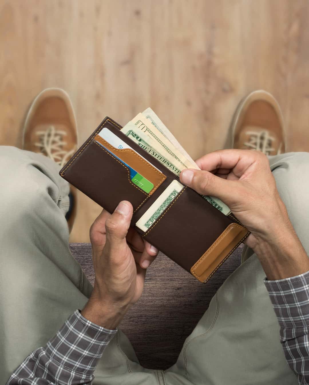 Eclipse Coin Pocket Wallet - Slim RFID Blocking Minimalist Wallet for Men & Women - Perfect for Travel, Everyday Carry & Secure Storage