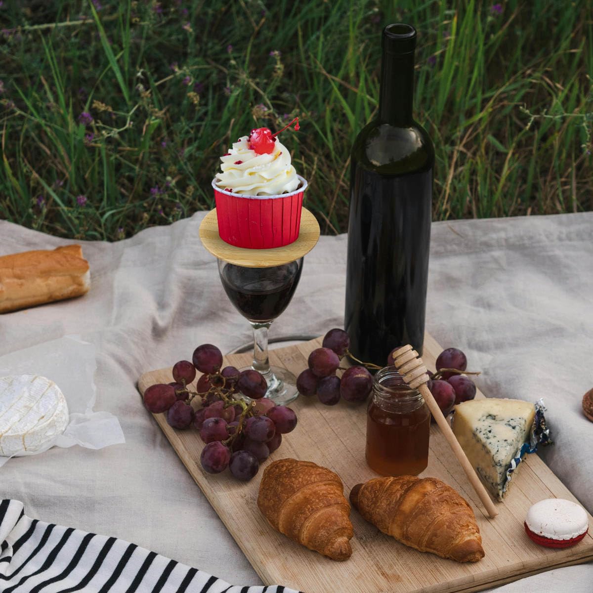 4 Pcs Reusable Bamboo Wine Glass Charcuterie Toppers - Eco-Friendly Coasters & Plates for Wine, Cheese & Charcuterie Boards - Perfect for Parties, Restaurants & Bars Accessories (Ideal for Entertaining, Wine Tasting & Charcuterie Displays)