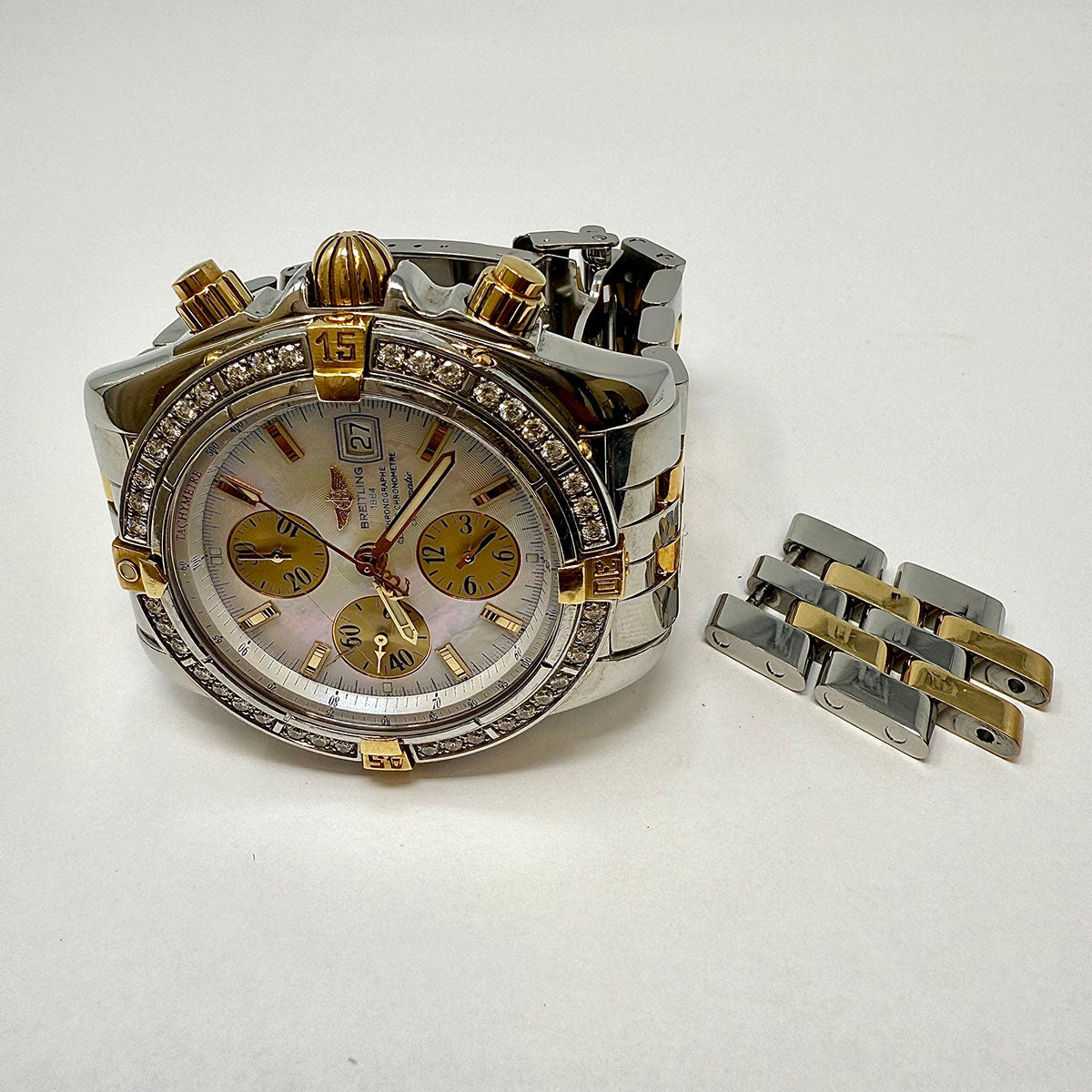 Breitling Chronomat Evolution Men's Watch - Swiss Automatic Chronograph, Stainless Steel Case & Bracelet, Date Display - Perfect for Business, Luxury Events & Collectors