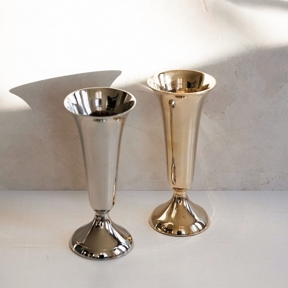 Buttercup Vase - Elegant Floral Centerpiece for Home Decor, Weddings & Events | Perfect for Fresh Flowers & DIY Arrangements