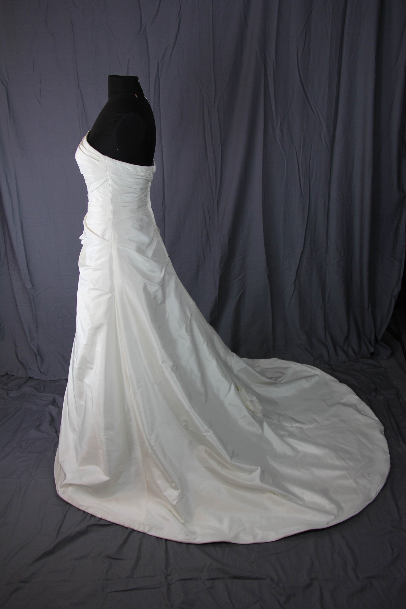 Augusta Jones Anushka Gown - Elegant Evening Dress for Weddings & Formal Events | Perfect for Bridesmaids & Special Occasions