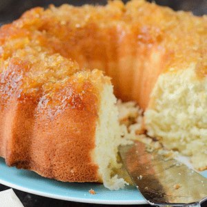 The Bahamas Rum Cake Factory Ole Nassau Pineapple Rum Cake - 20 oz Gourmet Caribbean Dessert | Perfect for Holidays, Gifts & Tropical Parties
