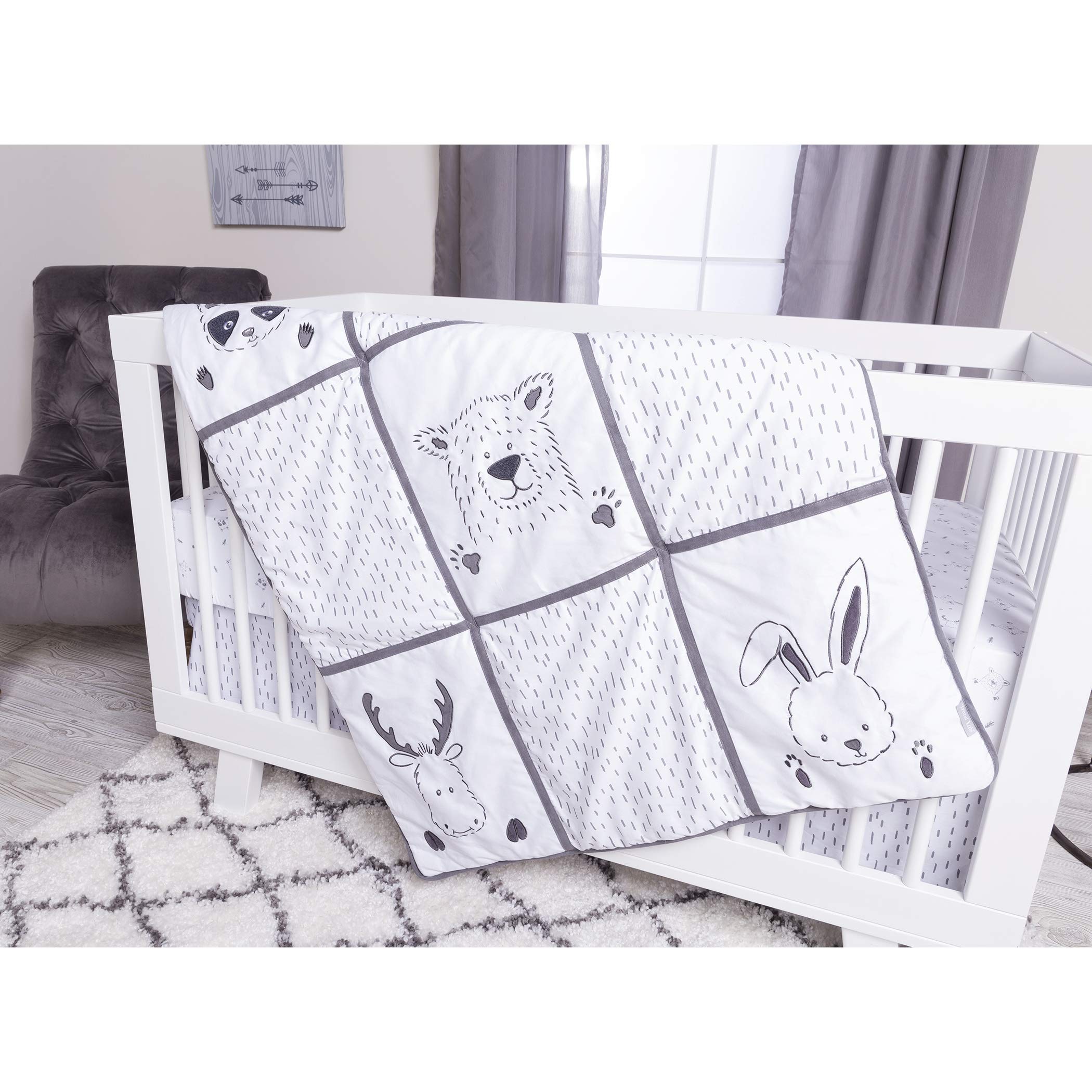 Trend Lab Peek-a-Boo Forest 3-Piece Crib Bedding Set - Gender Neutral Nursery Decor with Quilt, Fitted Sheet & Crib Skirt - Soft Baby Bedding for Boys & Girls - Perfect for Woodland Themed Nursery & Baby Shower Gifts
