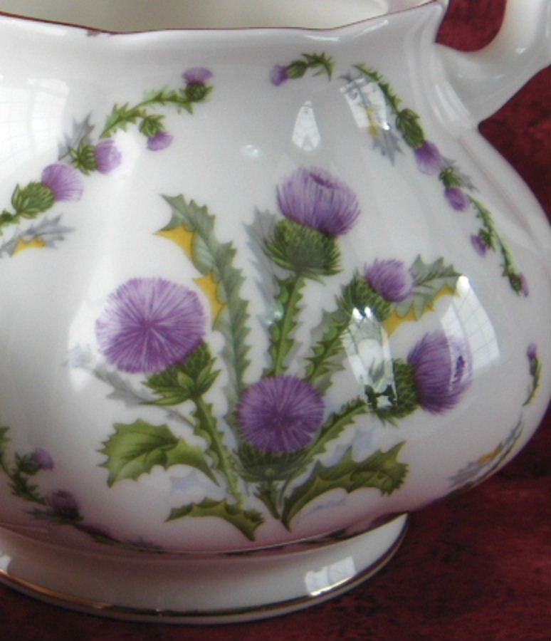 Glamis Thistle Teapot - Premium English Bone China Teapot for 4-6 Cups, Elegant Floral Design, Perfect for Afternoon Tea, Gifts & Home Decor