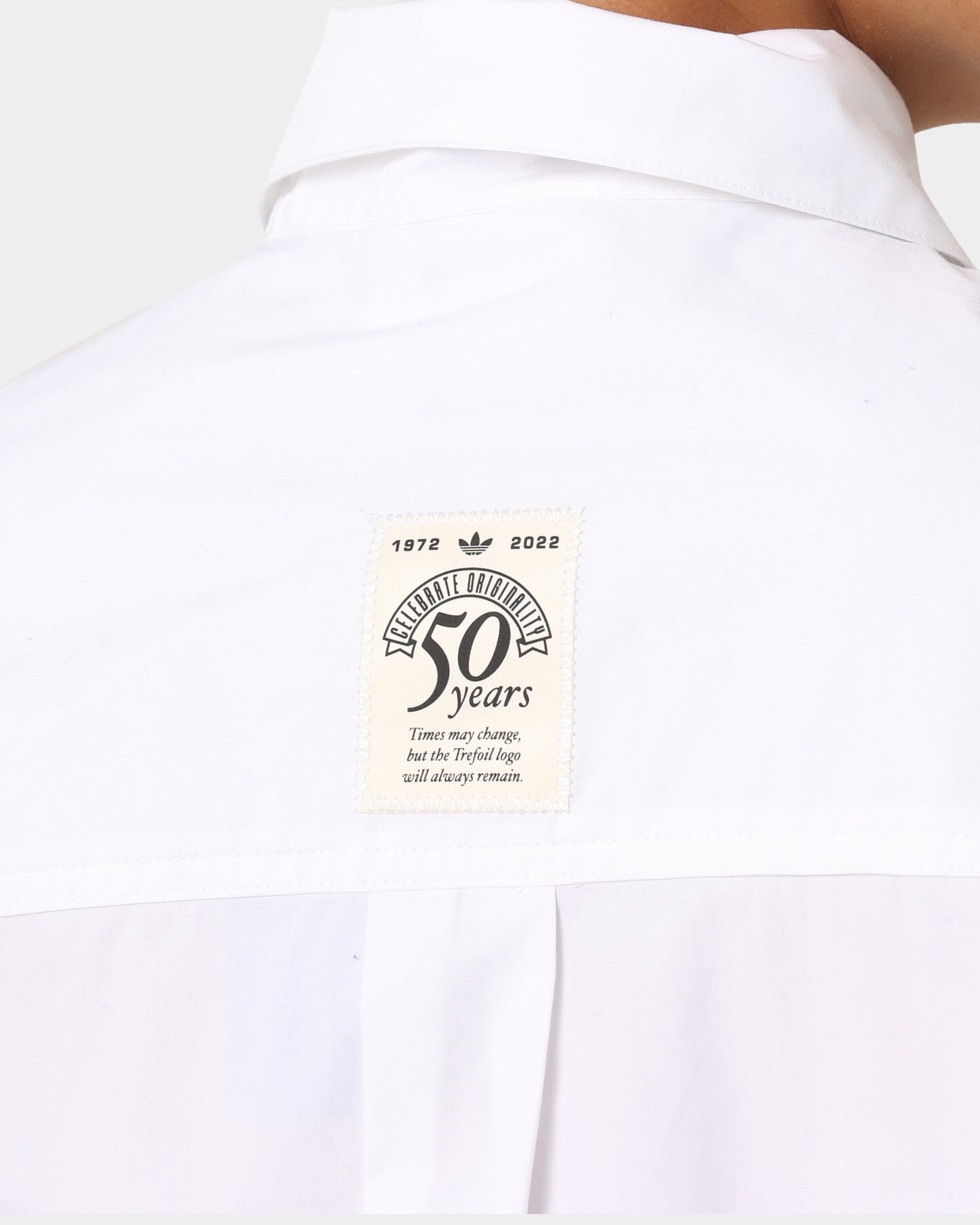 Adidas Women's Original Class of '72 T-Shirt - White Cotton Vintage Logo Tee for Casual Wear & Street Style Outfits