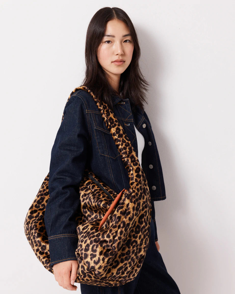 Rainbow Tote Bag with Leopard Print Velvet - Stylish & Durable Handbag for Women, Perfect for Shopping, Beach, Work & Travel