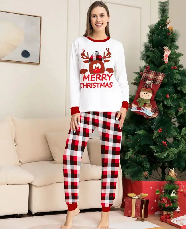 Christmas Family Matching Loungewear Pajamas Set - Cozy Holiday PJS for Women, Men & Kids - Festive Sleepwear for Family Photos & Christmas Morning