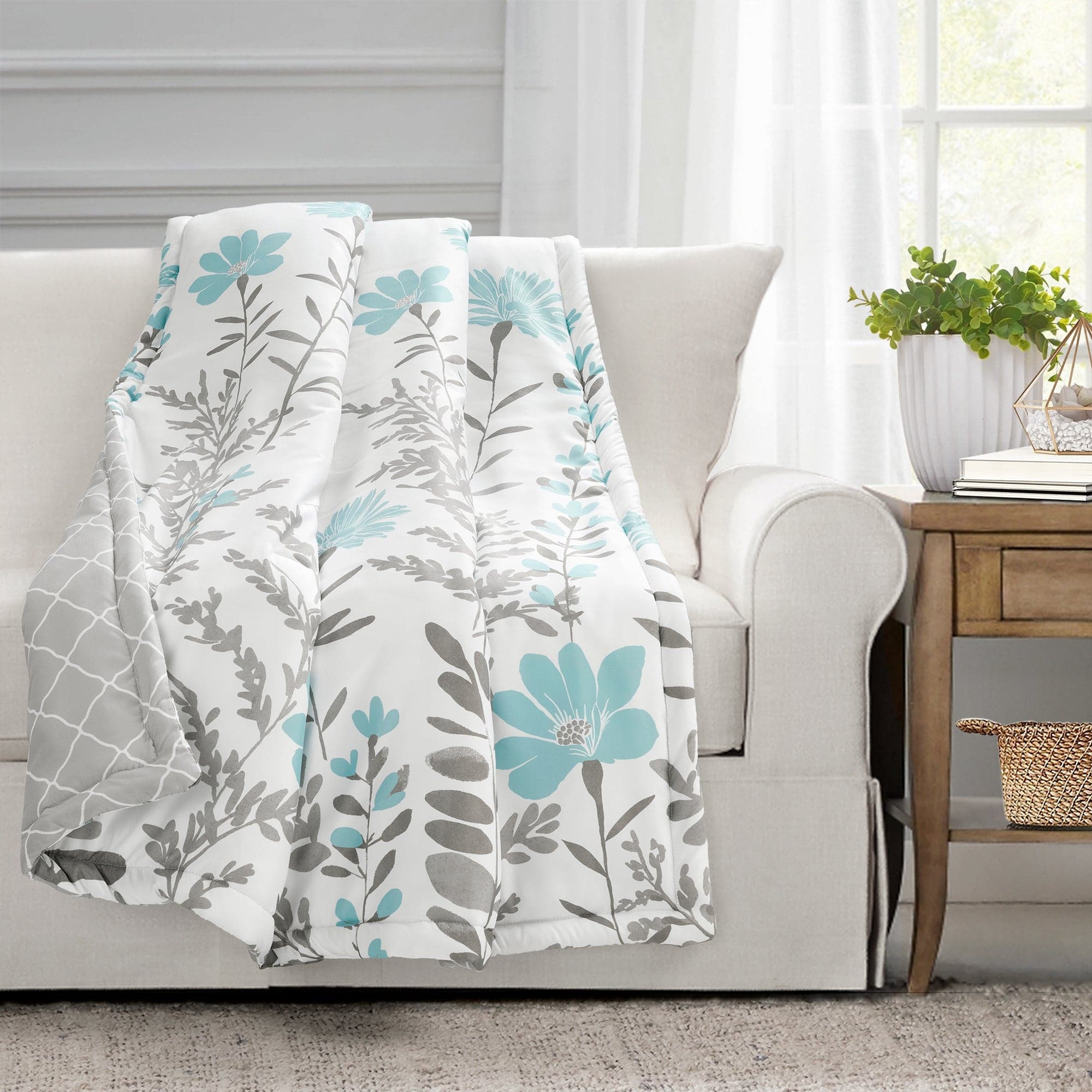 Reversible Aprile Throw Blanket - Soft & Cozy Double-Sided Design for Couch, Bed, or Sofa - Perfect for Home Decor, Gifts, and All Seasons Use