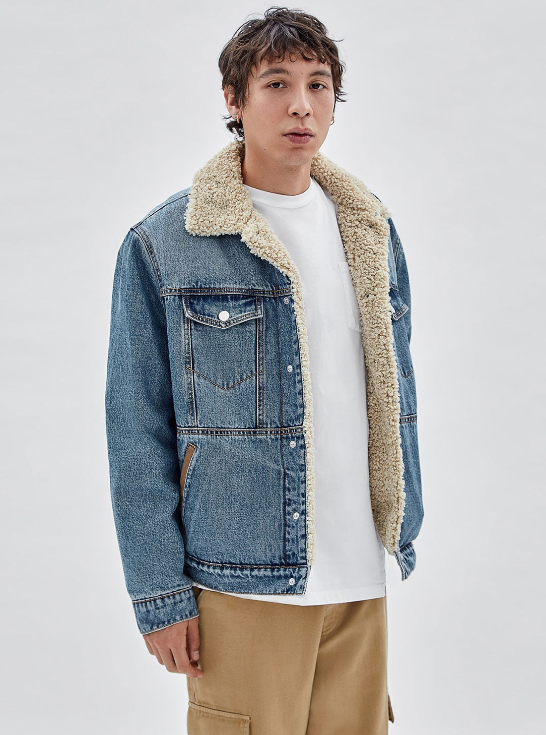 Guess Originals Vintage Blue Denim Jacket for Men - Classic Retro Denim Coat for Casual Wear, Street Style & Everyday Outfits