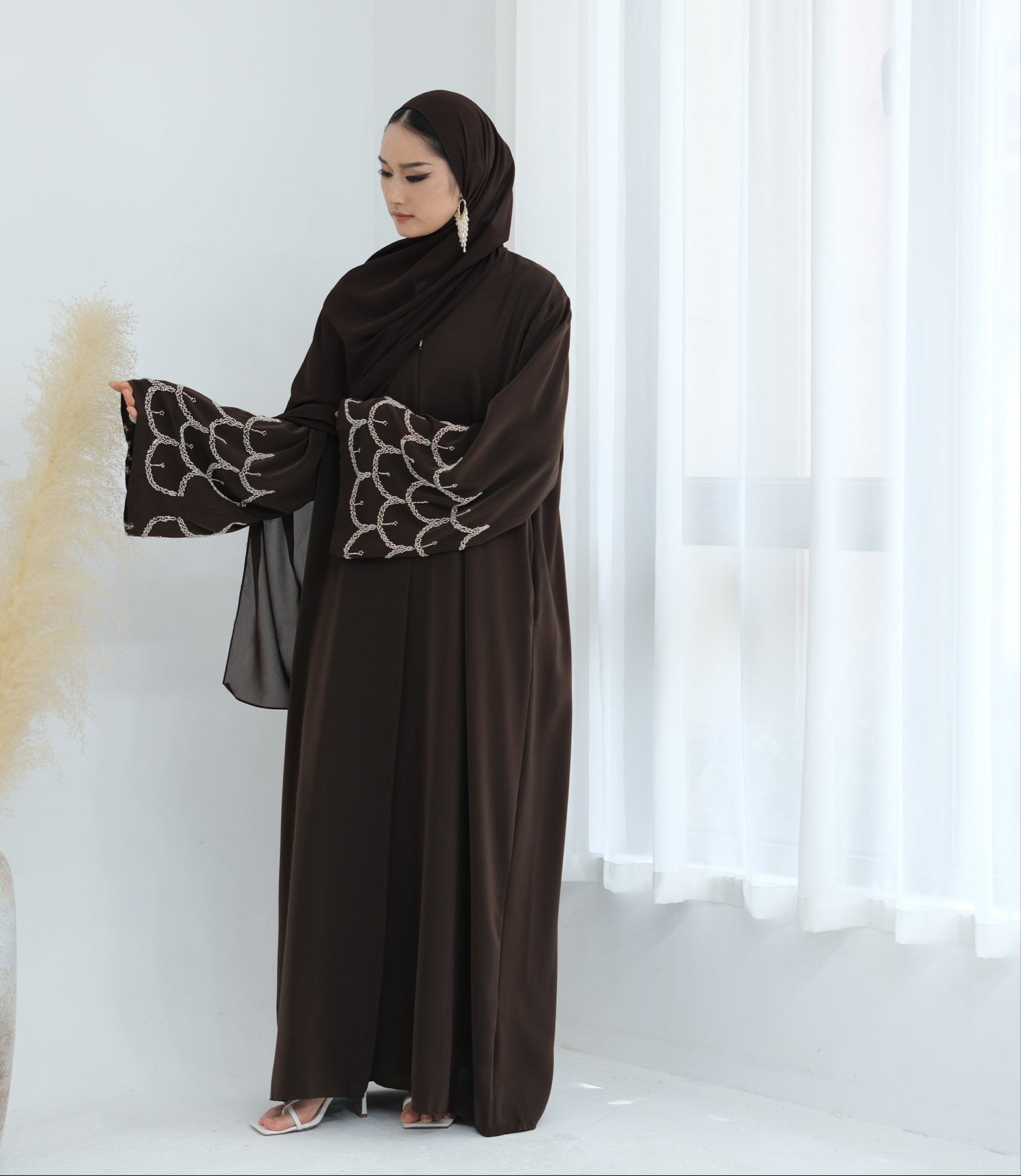 Irssane Nida Open Abaya Kimono - Brown Islamic Prayer Dress for Women | Perfect for Eid, Mosque & Special Occasions