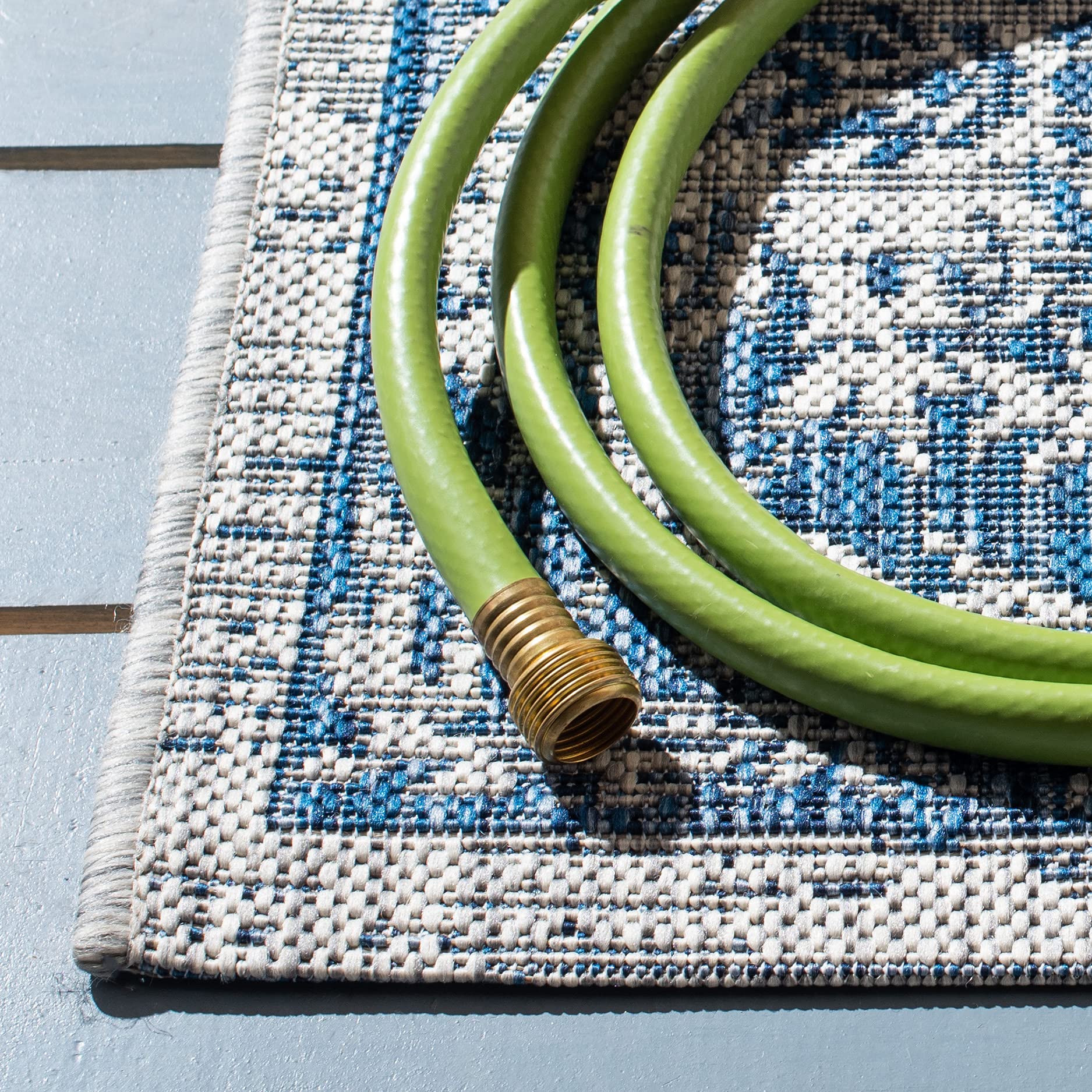 SAFAVIEH Courtyard Collection 9' x 12' Light Grey/Navy Indoor Outdoor Waterproof Rug - Easy to Clean, Stain Resistant for Patio, Backyard, Mudroom, Deck & Poolside Use