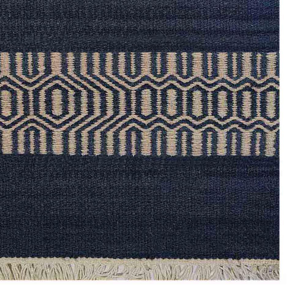 Hand Woven Flat Weave Kilim Wool Eco-Friendly Area Rugs - 2'6