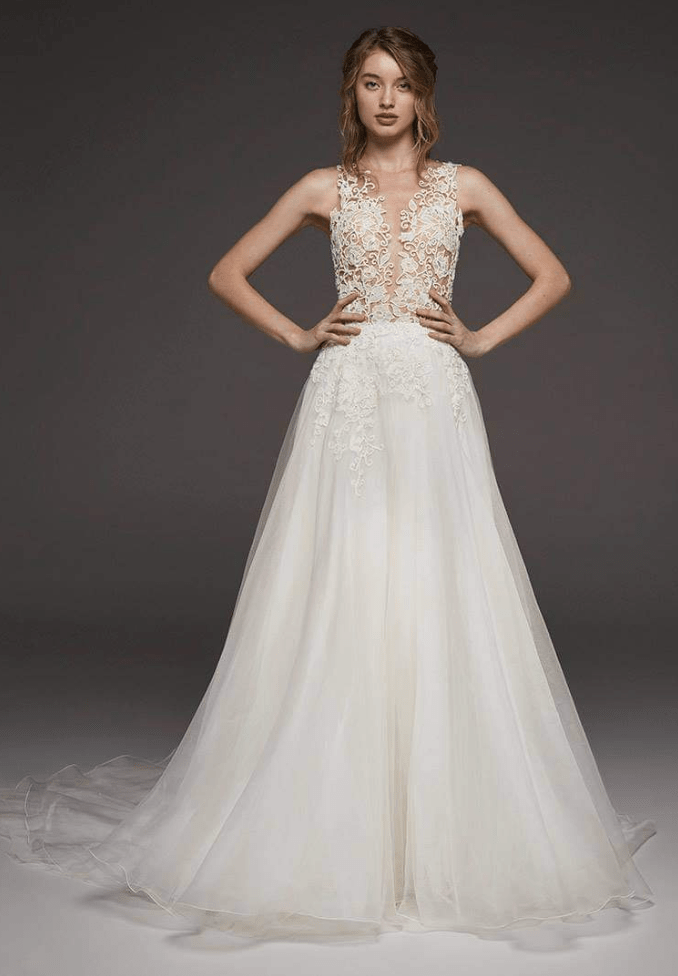 Atelier Pronovias Hadda Wedding Dress - Size 10 | Elegant Bridal Gown for Church Ceremony & Reception