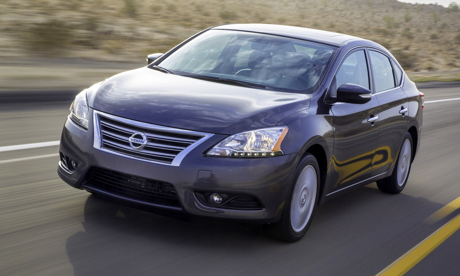 2013-2015 Nissan Sentra Complete H11 Halogen Fog Light Kit - High Visibility Driving in Fog & Rain for Enhanced Safety