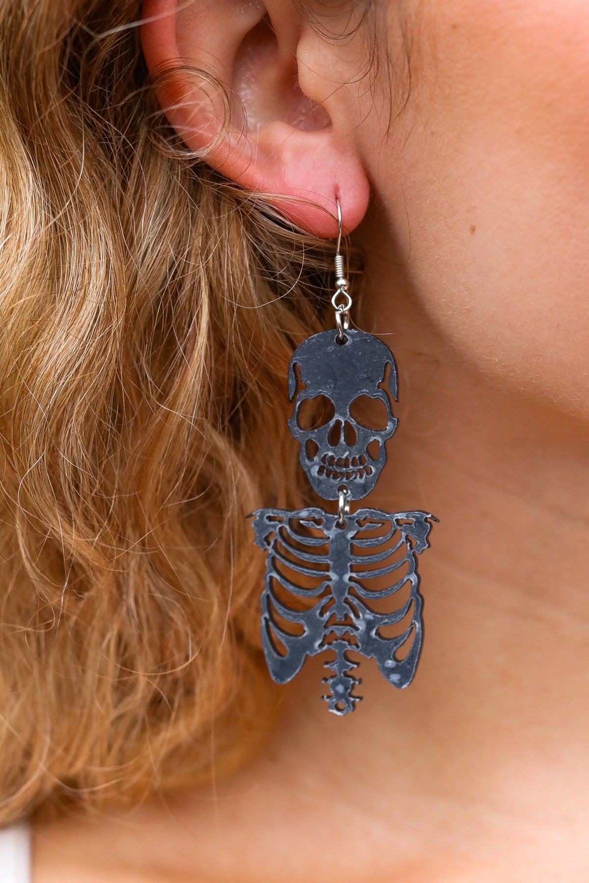 Gothic Black Skeleton Acrylic Drop Earrings for Women - Elegant Punk Style Dangle Earrings for Halloween, Cosplay, and Night Out Accessories