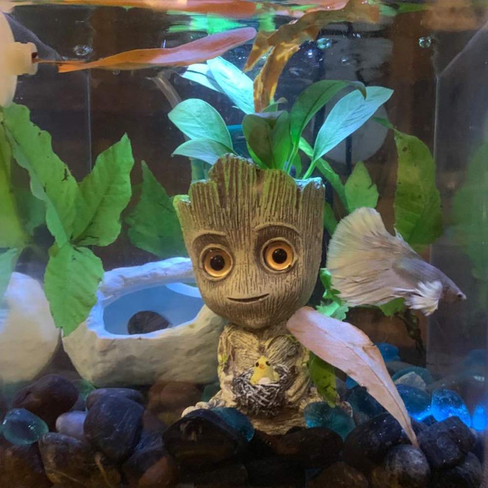 SLOCME Aquarium Groot Air Bubbler Decorations - Resin Oxygen Pump with Bubble Stone for Fish Tank, Creative Underwater Decor for Home & Office Aquariums - Perfect for Betta Fish, Goldfish, and Tropical Fish Tanks