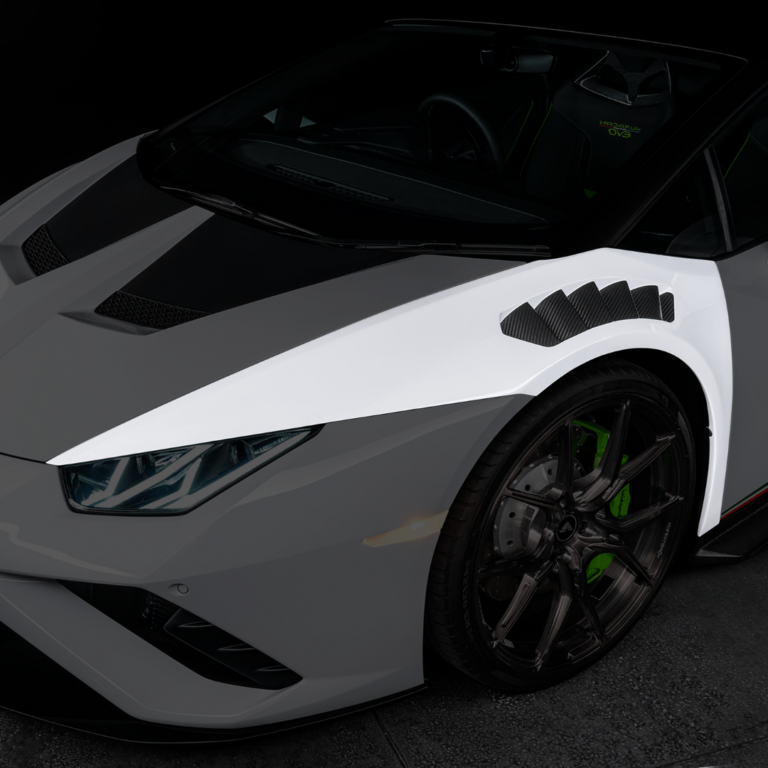 Lamborghini Huracan Novara Edition Aero Front Fenders with Integrated Vents & Splash Guards - 2x2 Gloss Carbon Fiber - High-Performance Upgrade for Track & Street Racing