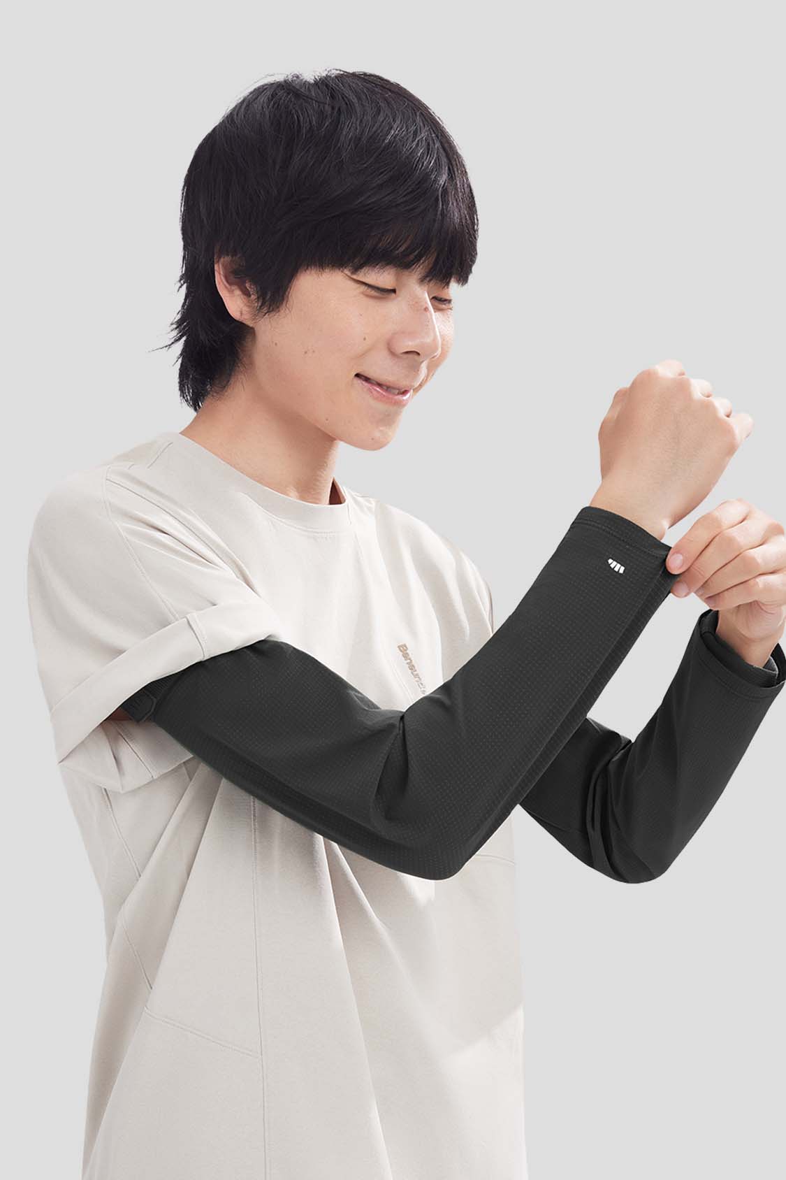 Breeze UPF50+ Men's Loose Fit Sun Protection Arm Sleeves - UV Blocking Cooling Arm Covers for Outdoor Sports, Hiking, Cycling & Golf