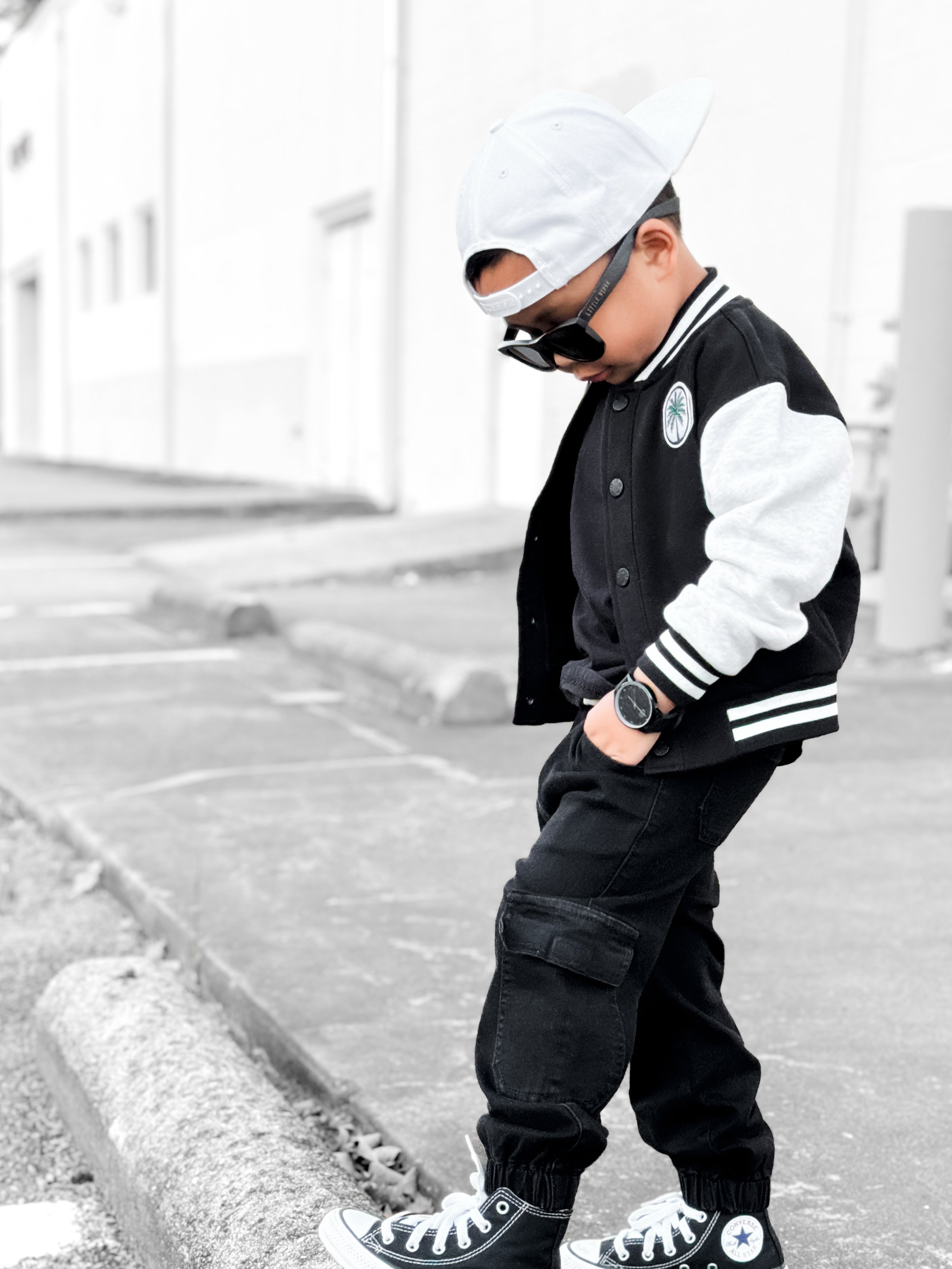 Stylish Black Varsity Jacket for Men & Women - Trendy Letterman Jacket for Casual Wear, Sports, and School Events