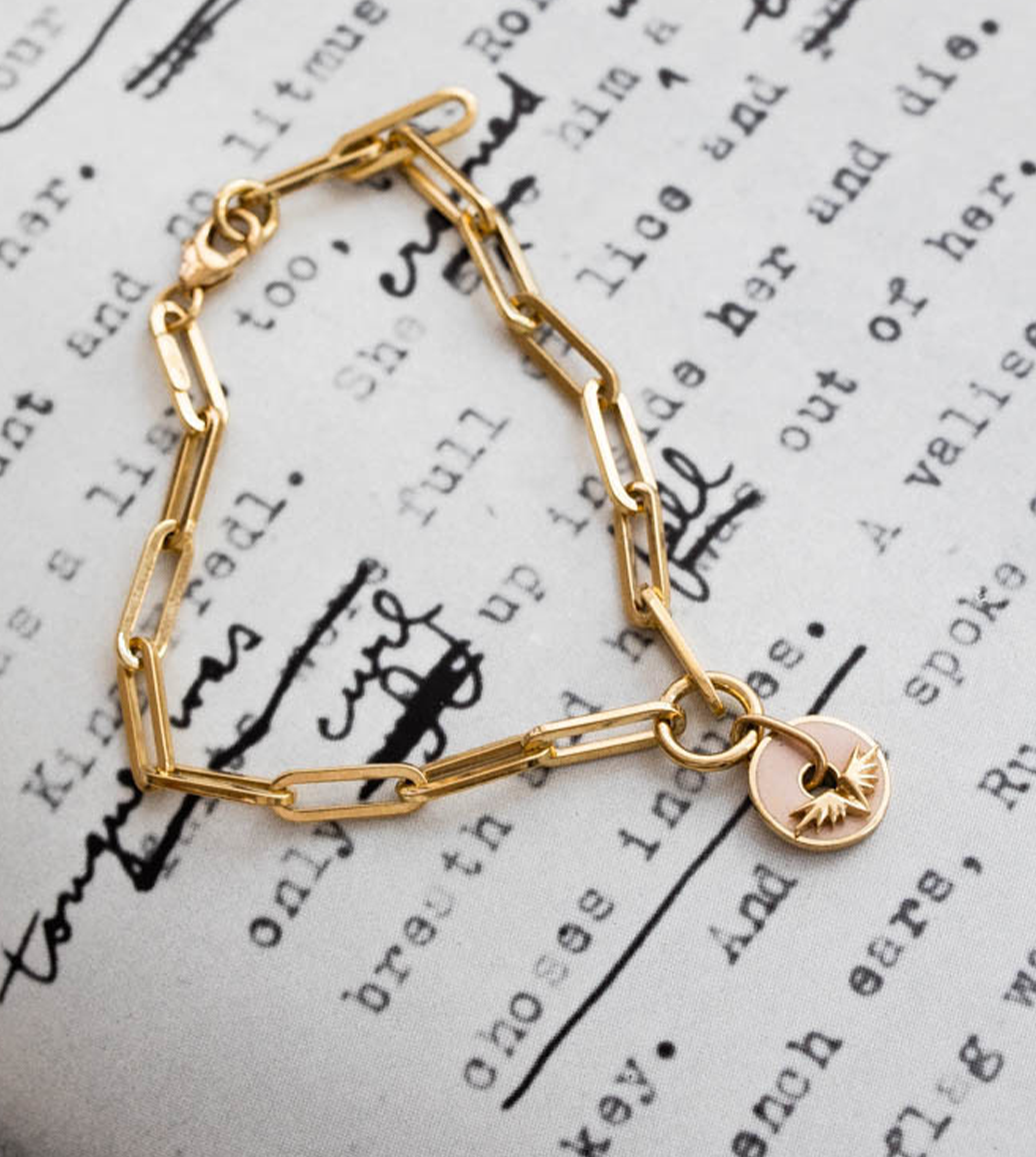 Blush Wings Vivacity: Elegant Disk Classic FOB Clip Chain Bracelet for Women - Perfect for Parties, Date Nights & Everyday Wear