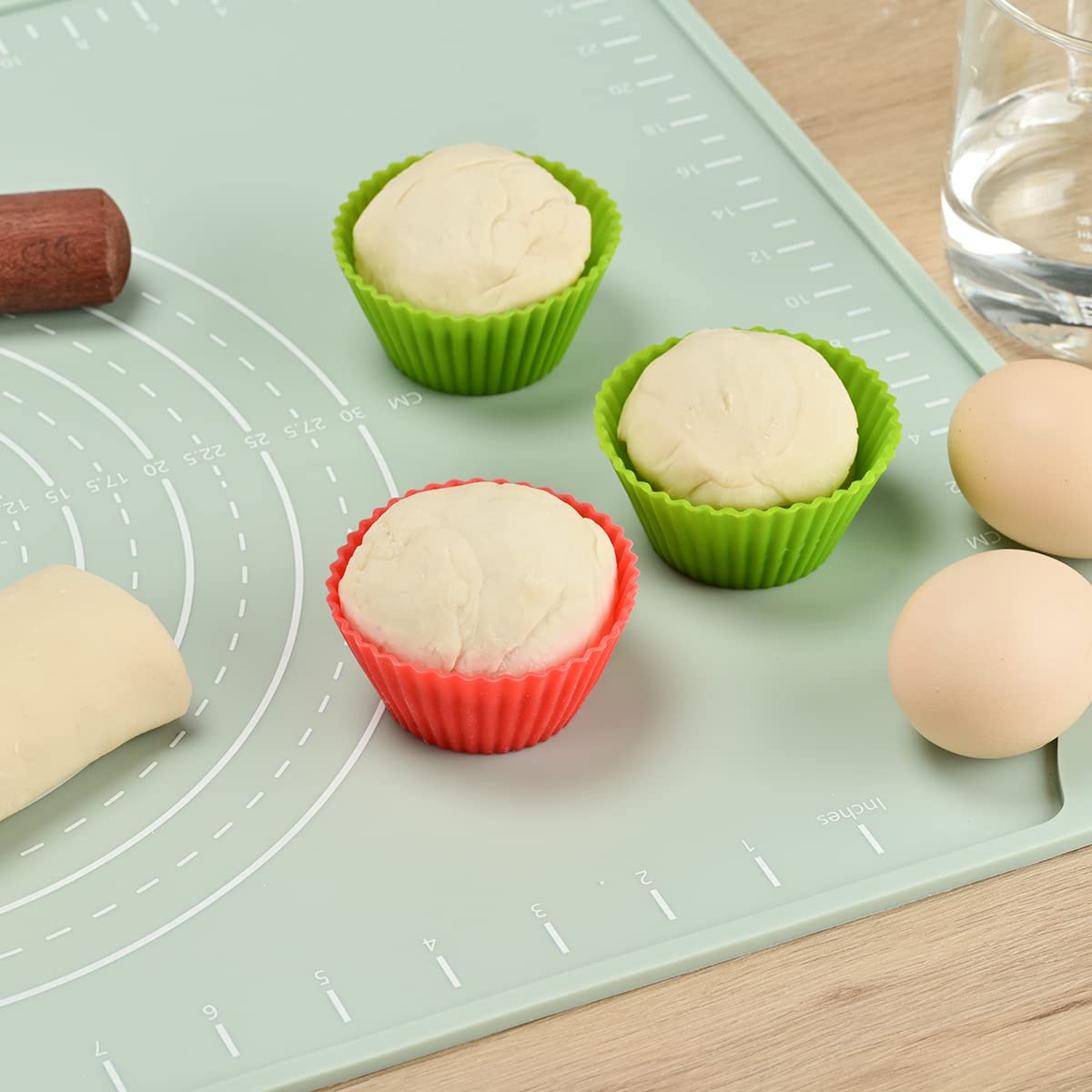 Non-Stick Silicone Baking Mat 24x16 Inches - Extra Thick Food Grade Pastry Mat with Raised Edges for Dough Rolling, Cookie Baking & Cake Decorating - Perfect for Home Bakers & Professional Kitchens