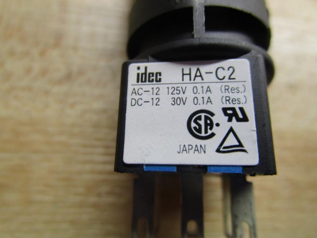 IDEC HA1K-2C2B 16mm 2-Position Maintained DPDT Switch with Gold Contacts - H6 Series Key Operator Selector Switch, Round Bezel, Solder/TAB Terminal - Perfect for Industrial Control Panels, Machinery, and Electrical Equipment
