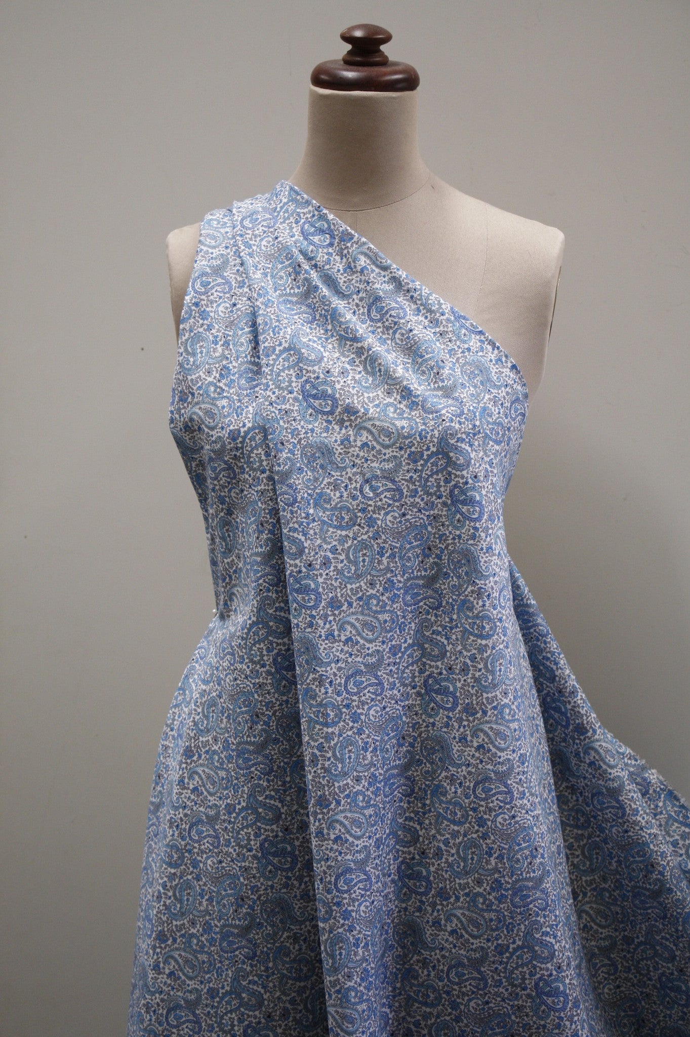 Charles Blue Liberty Of London Floral Print Fabric - Perfect for DIY Crafts, Home Decor & Fashion Accessories