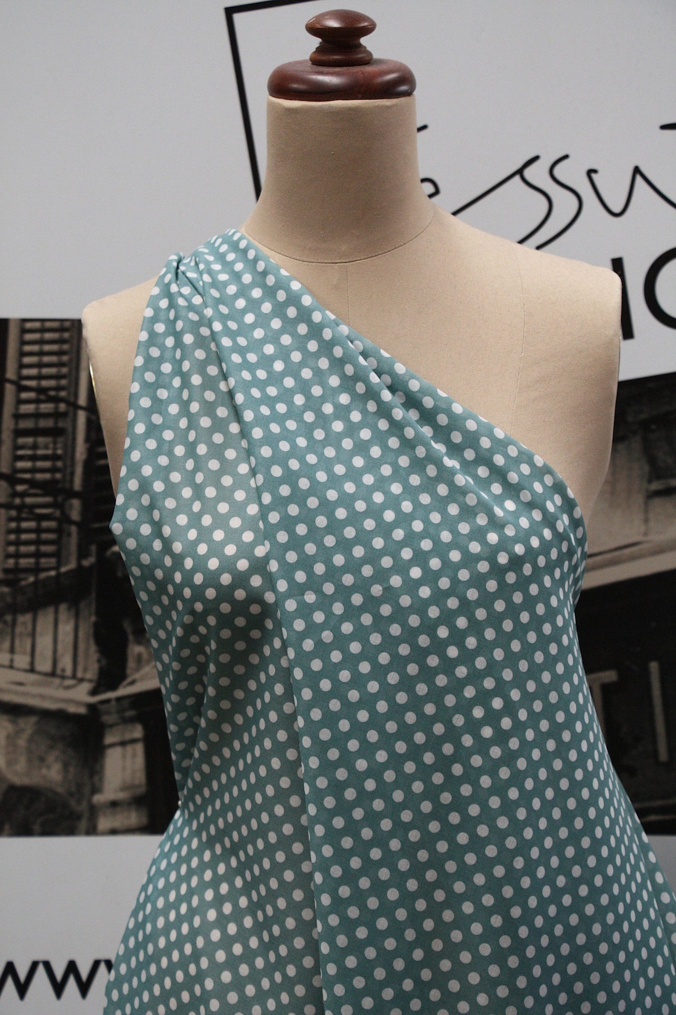 Aquette Premium Cotton Voile Fabric - Soft, Breathable & Lightweight Material for Dresses, Curtains & DIY Crafts | Perfect for Summer Clothing & Home Decor Projects