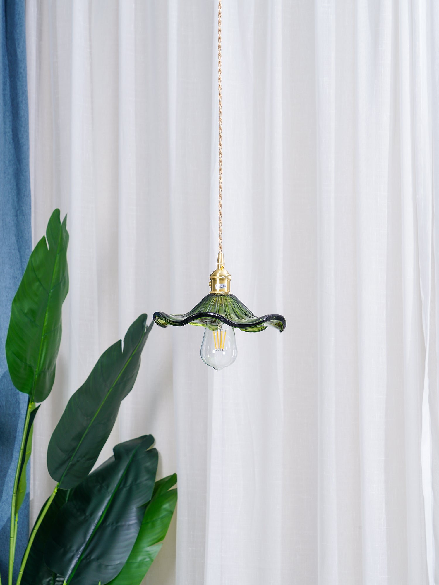 Handmade Glass Hibiscus Flower Pendant Light - Elegant Tropical Ceiling Lighting for Dining Room, Bedroom, or Patio Decor