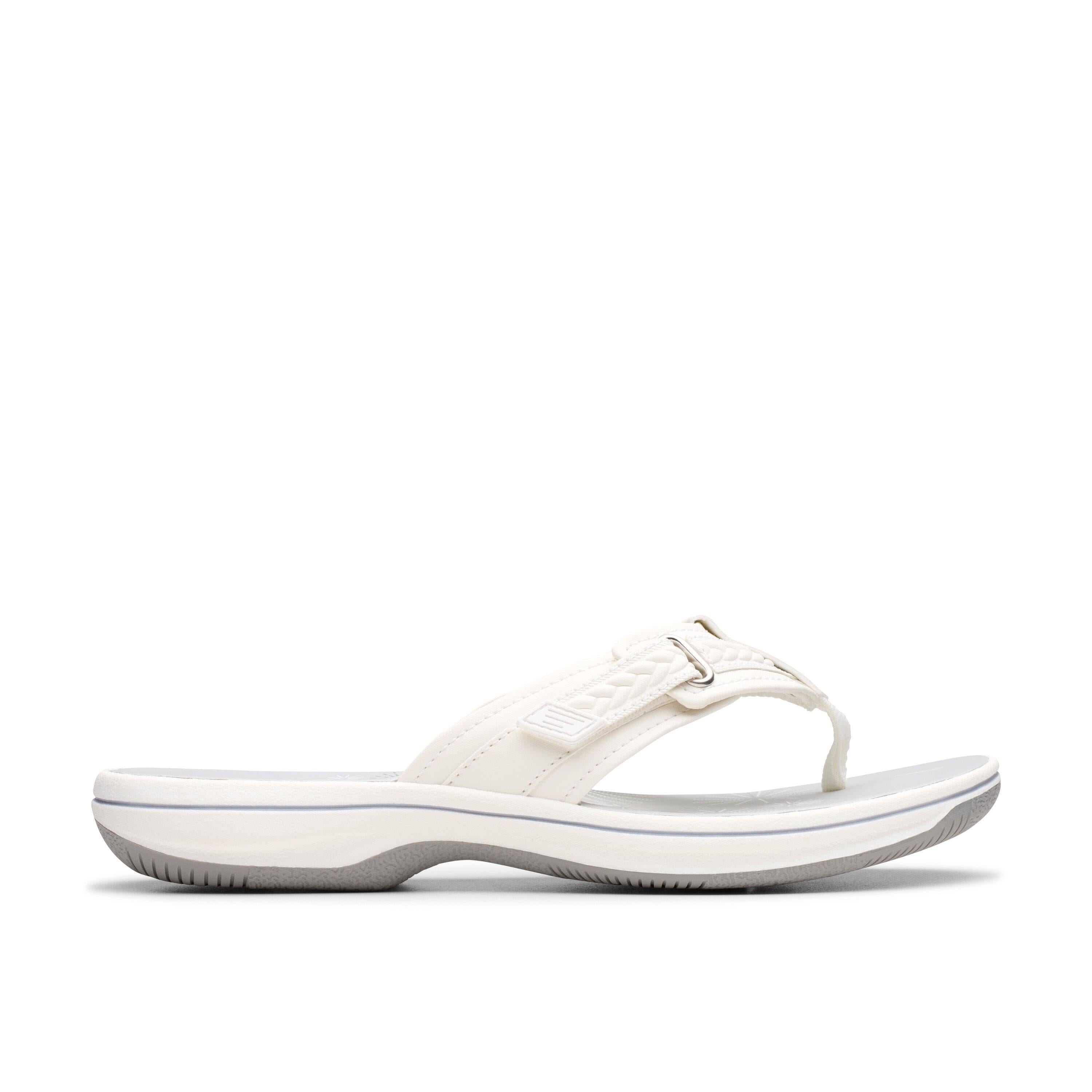 CLARKS BREEZY SUN Women's Comfortable Slip-On Sandals - Breathable & Lightweight Summer Shoes for Beach, Travel & Casual Wear